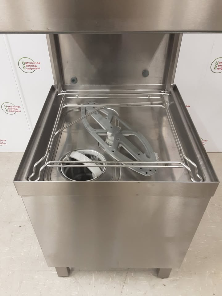 Winterhalter Pass-Through/Hood Dishwasher With Condensation Hood (NCE5926)