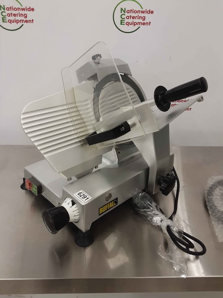 Buffalo Meat Slicer, Un-Used/New, 220mm Blade, Model- CD277-03 (NCE6291)