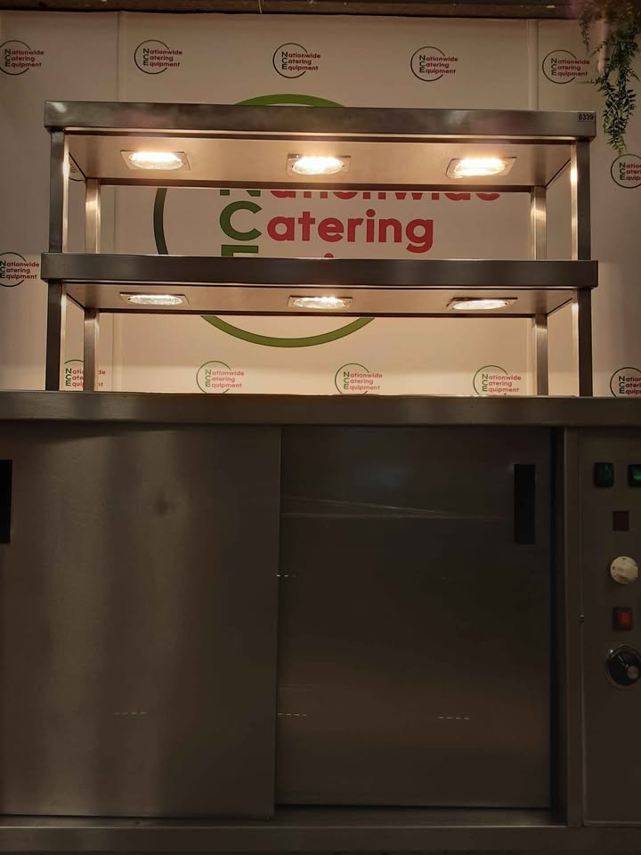 Hotcupboard With Sliding Doors, Heated Gantry and Wet Bain Marie (NCE6339)
