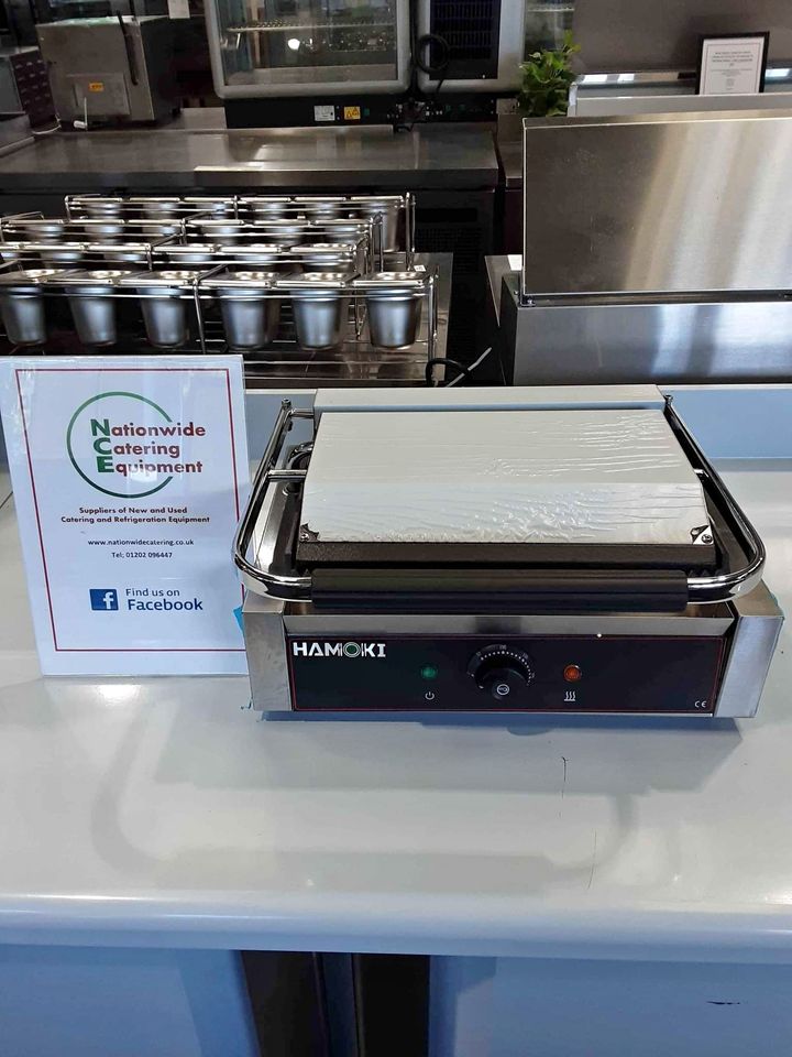 Hamoki Single Large Ribbed Panini / Contact Grill, Model- PG/MA (NCE4419)