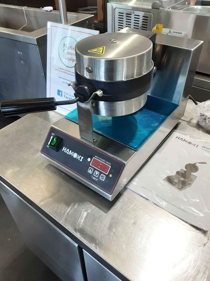 Hamoki Rotating Single Waffle Maker, 13amp (NCE4326)