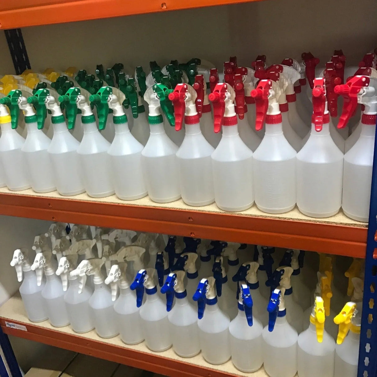 750ml Trigger Spray Bottle WHITE (NCE4730)