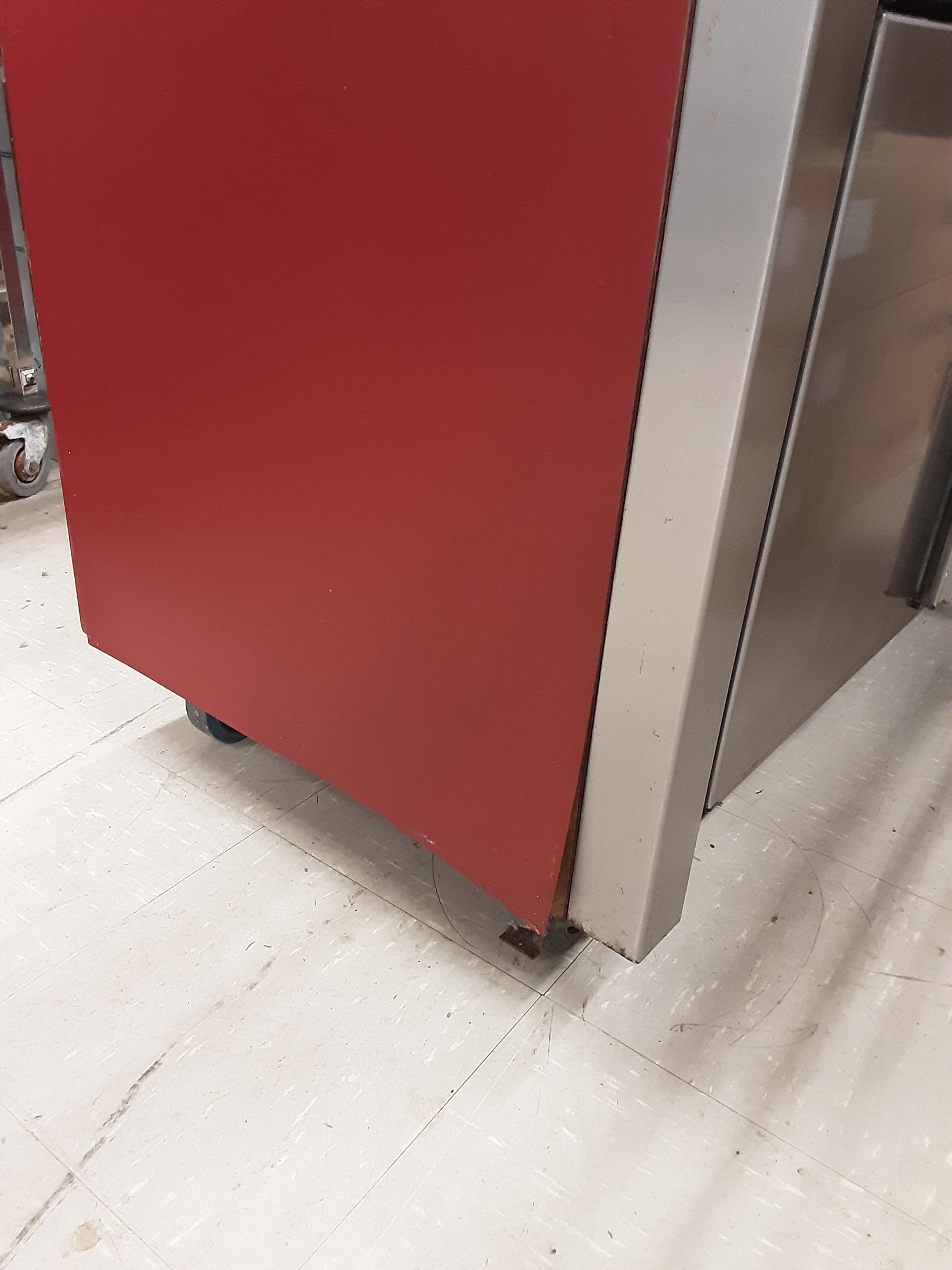 Bartlett Mobile 13amp Hot Cupboard/Dry Bain Marie-CLEARANCE (NCE4982) — image 6