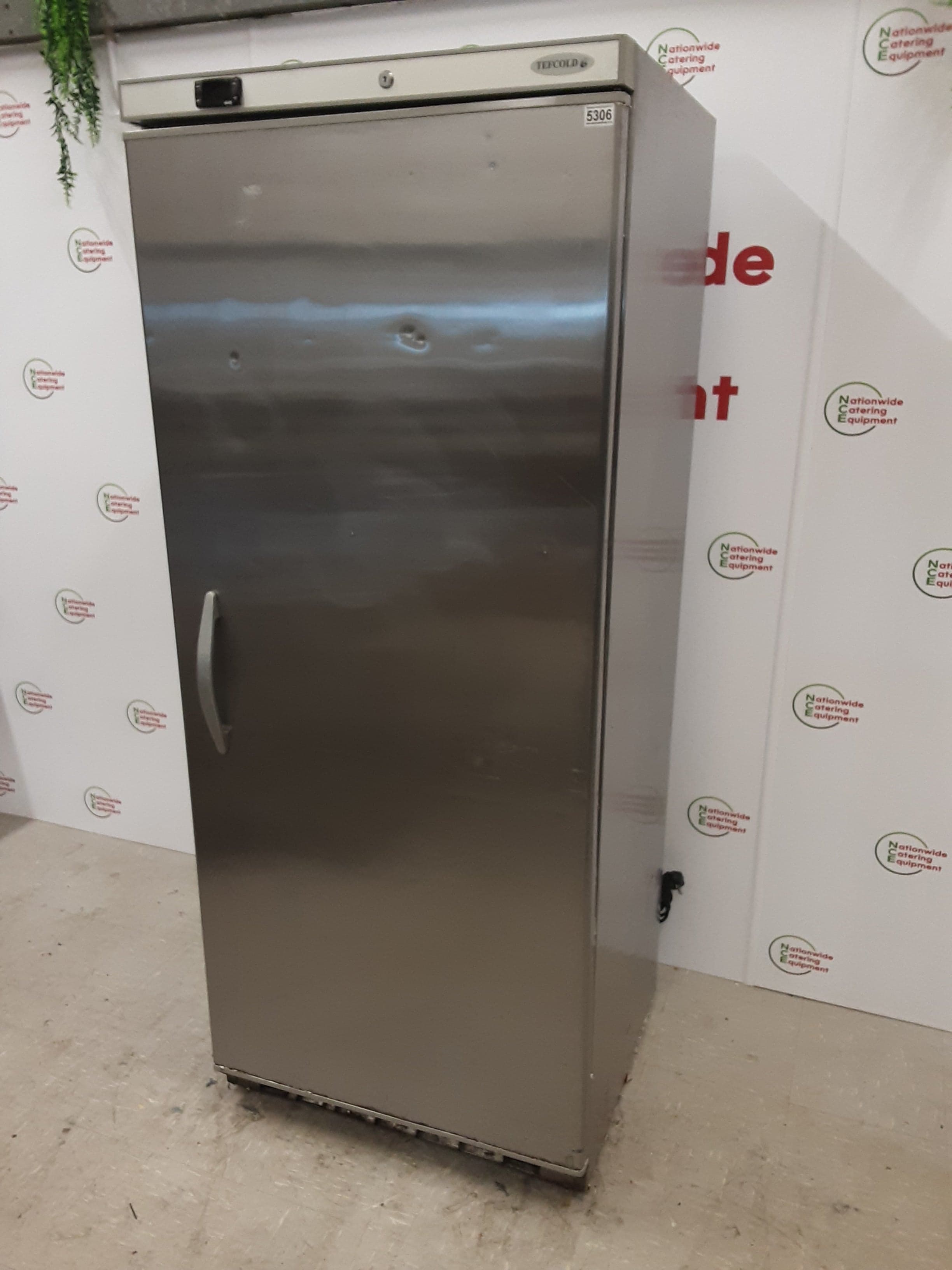 Tefcold 600L Single Upright Freezer, 600L, Model-UF600S, CLEARANCE (NCE5306) — image 2