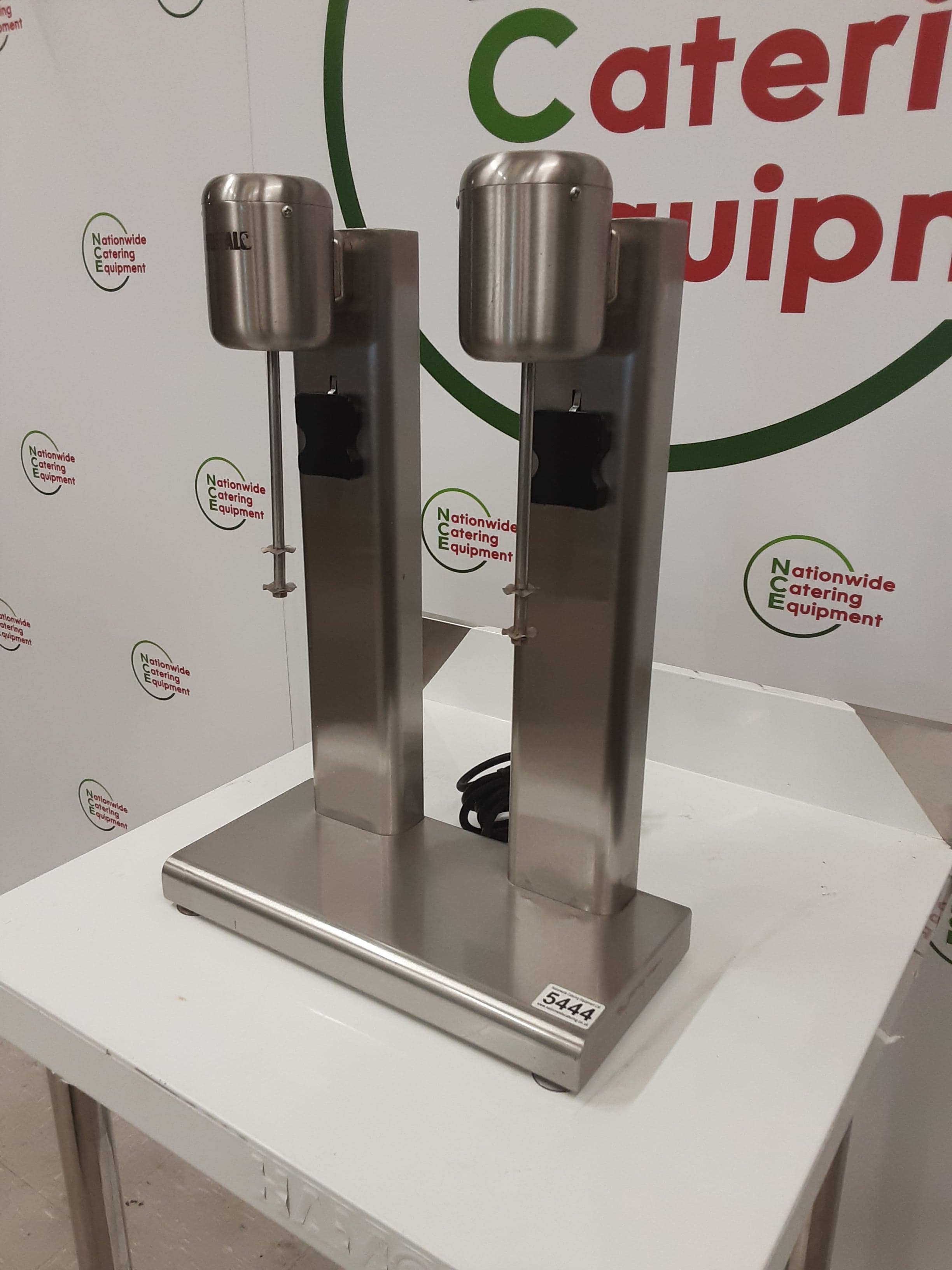 Buffalo Twin Milkshake Machine, 5 Beakers, Model-CY423 (NCE5444) — image 2