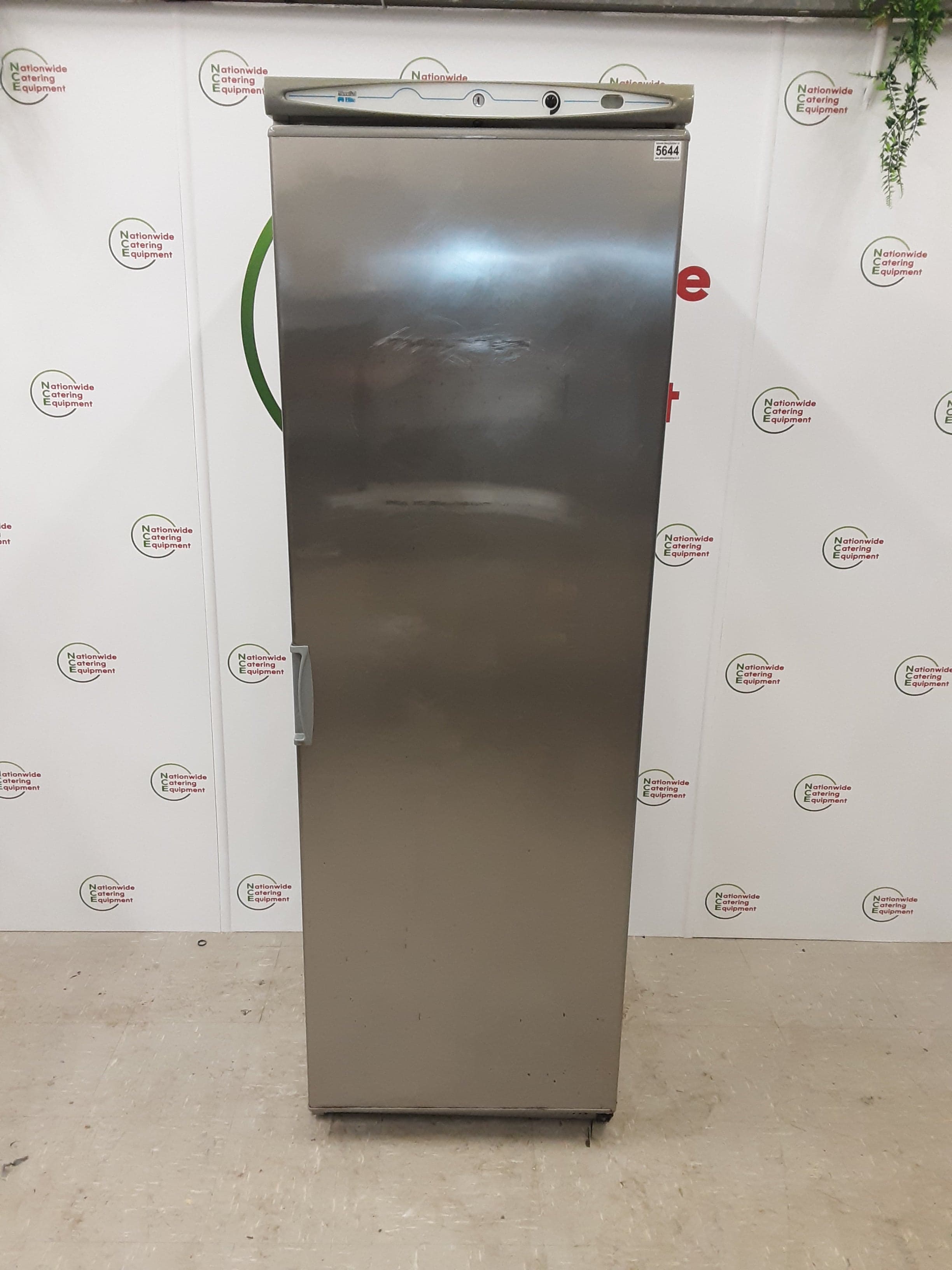 CLEARANCE-Mondial Elite Single Upright Freezer (NCE5644) — image 1