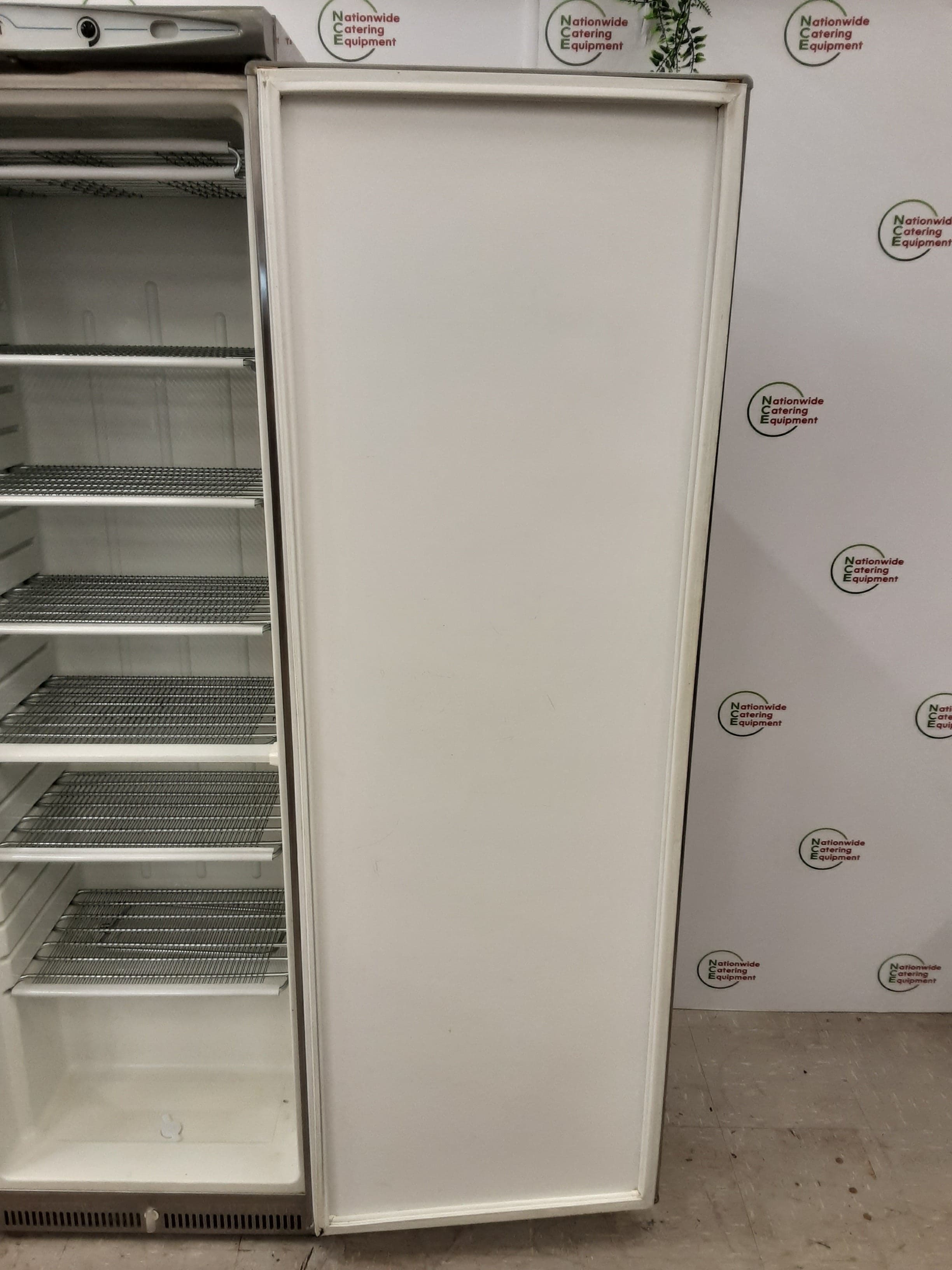 CLEARANCE - Mondial Elite Single Upright Freezer (NCE5664) — image 4