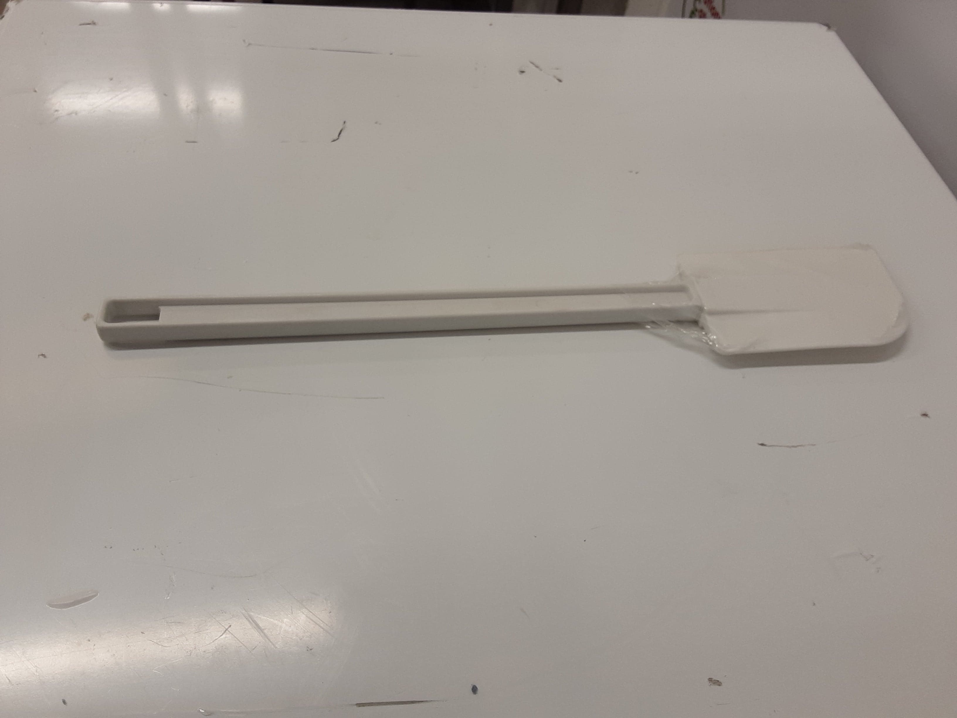 Genesis Catering Equipment-Heat Resistant Silicone Spatula- Medium Size, 34cm (NCE5812) — image 3