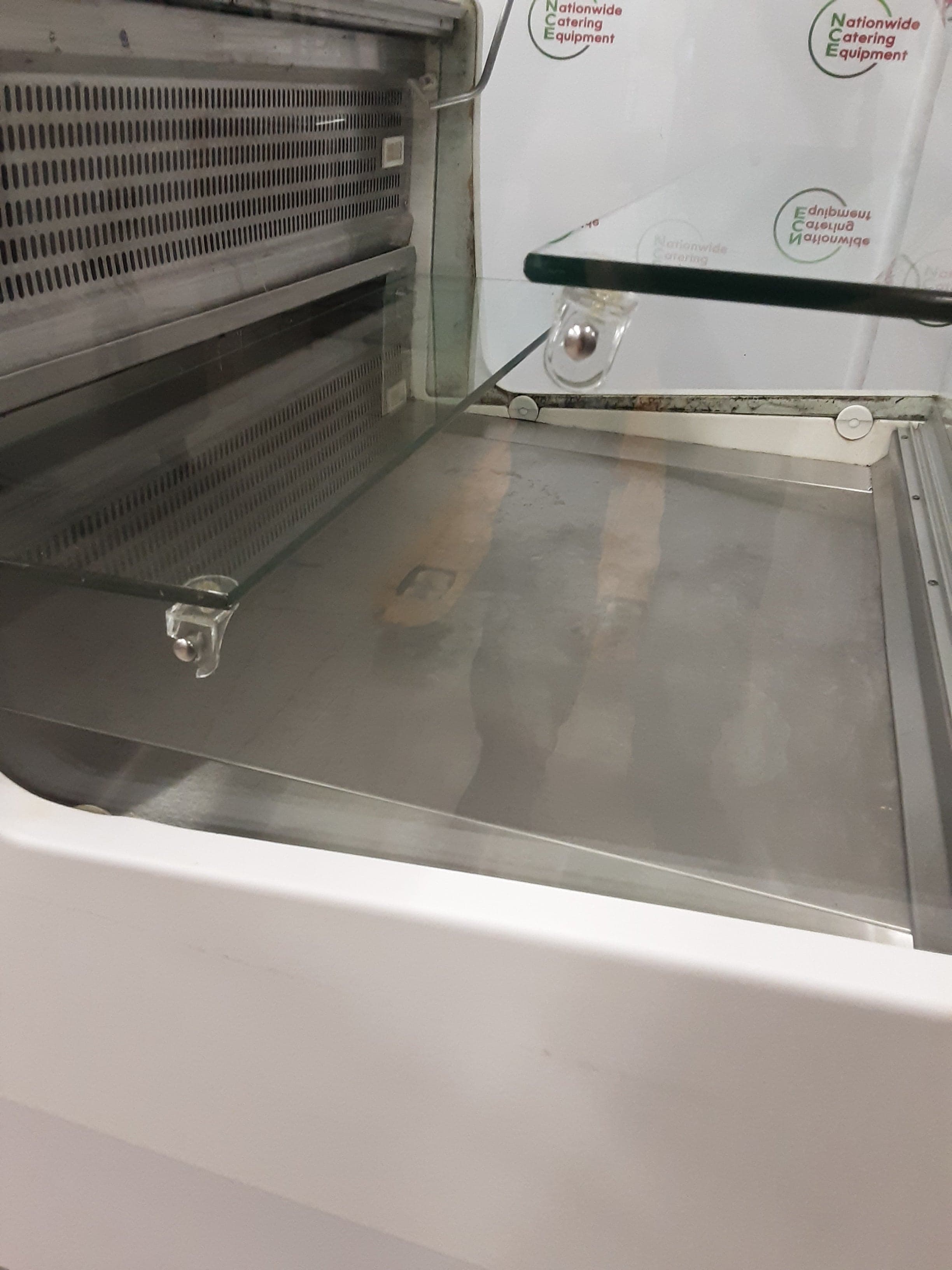 Interlevin Serve Over/Sandwich/Patisserie Fridge, Model-Tejo II (NCE5962) — image 6