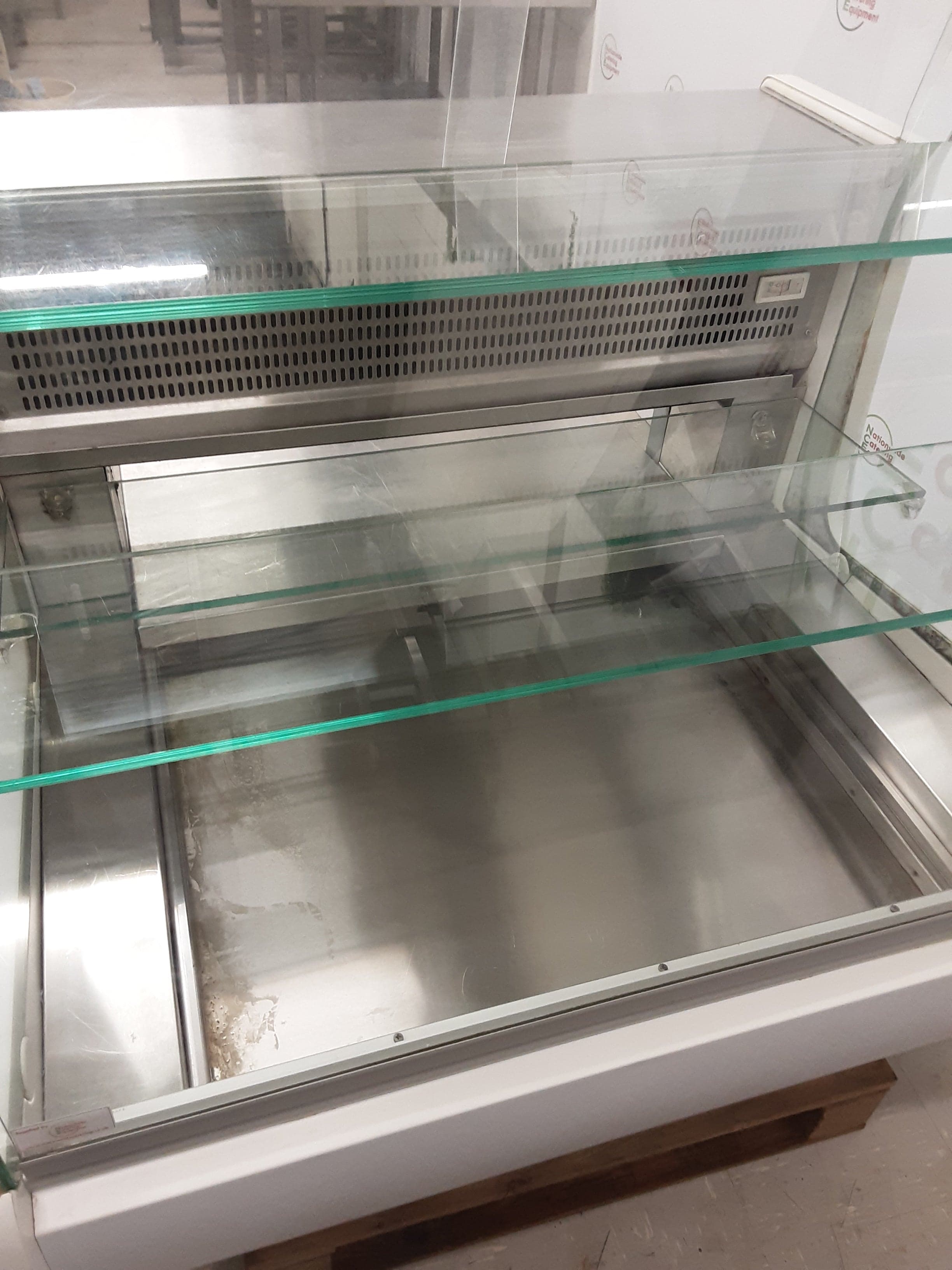 Interlevin Serve Over/Sandwich/Patisserie Fridge, Model-Tejo II (NCE5962) — image 9
