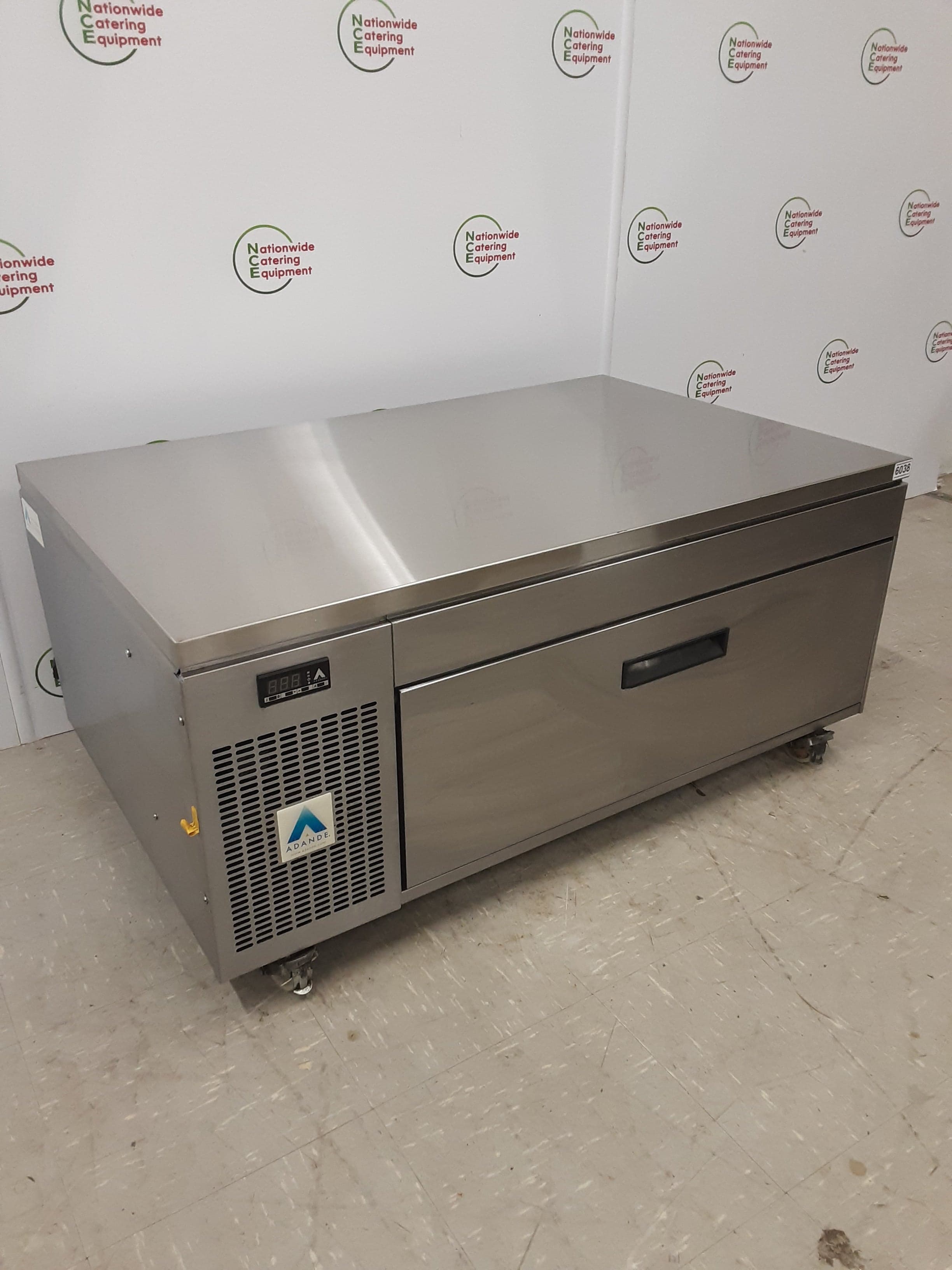 Adande Low Level Counter Drawer/Chef Base Fridge/Freezer, 110x70cm, Model-VCS (NCE6038) — image 4