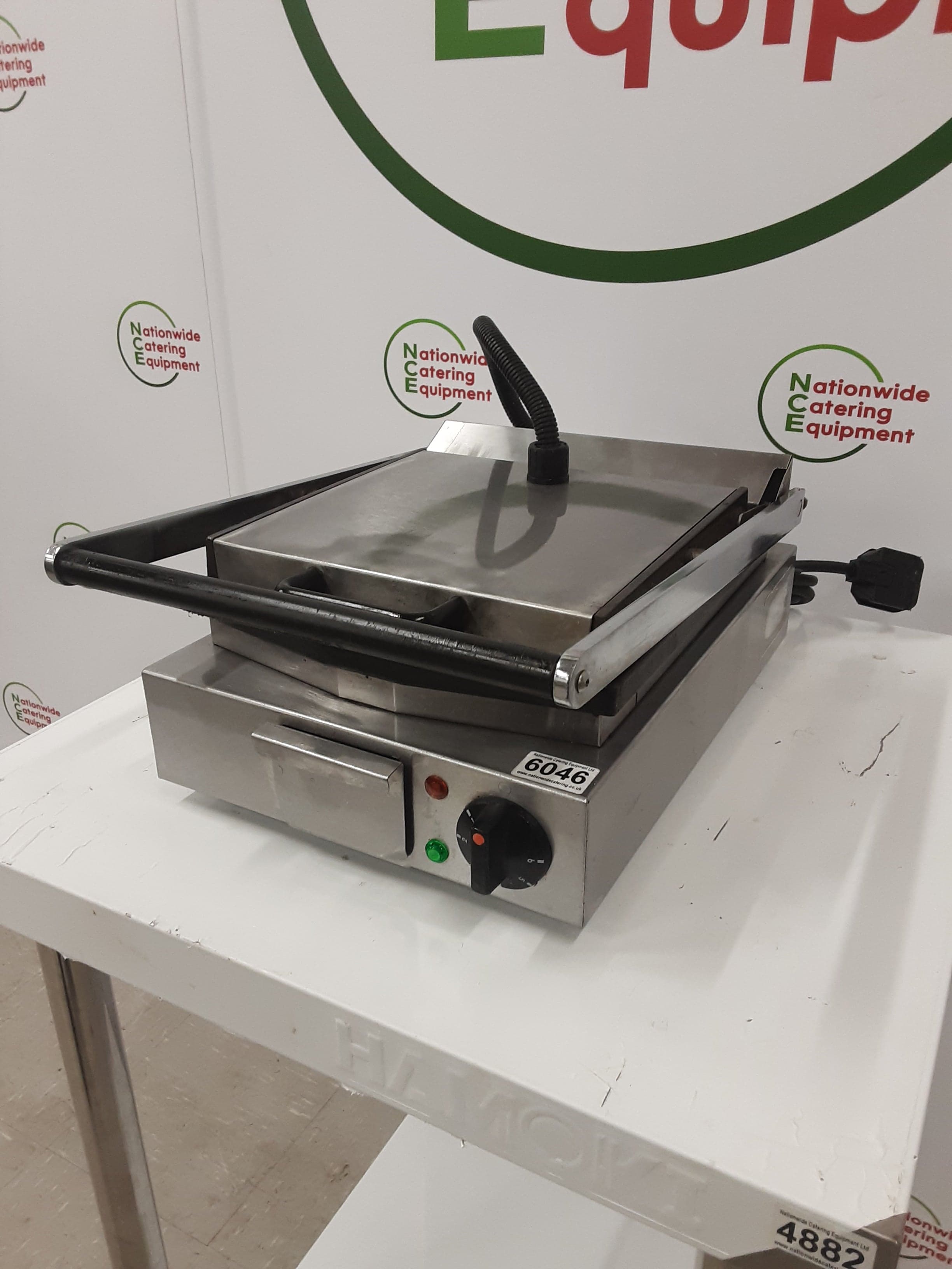 Lincat Lynx 400 Single Contact/Panini Grill, Model- LCG (NCE6046) — image 3