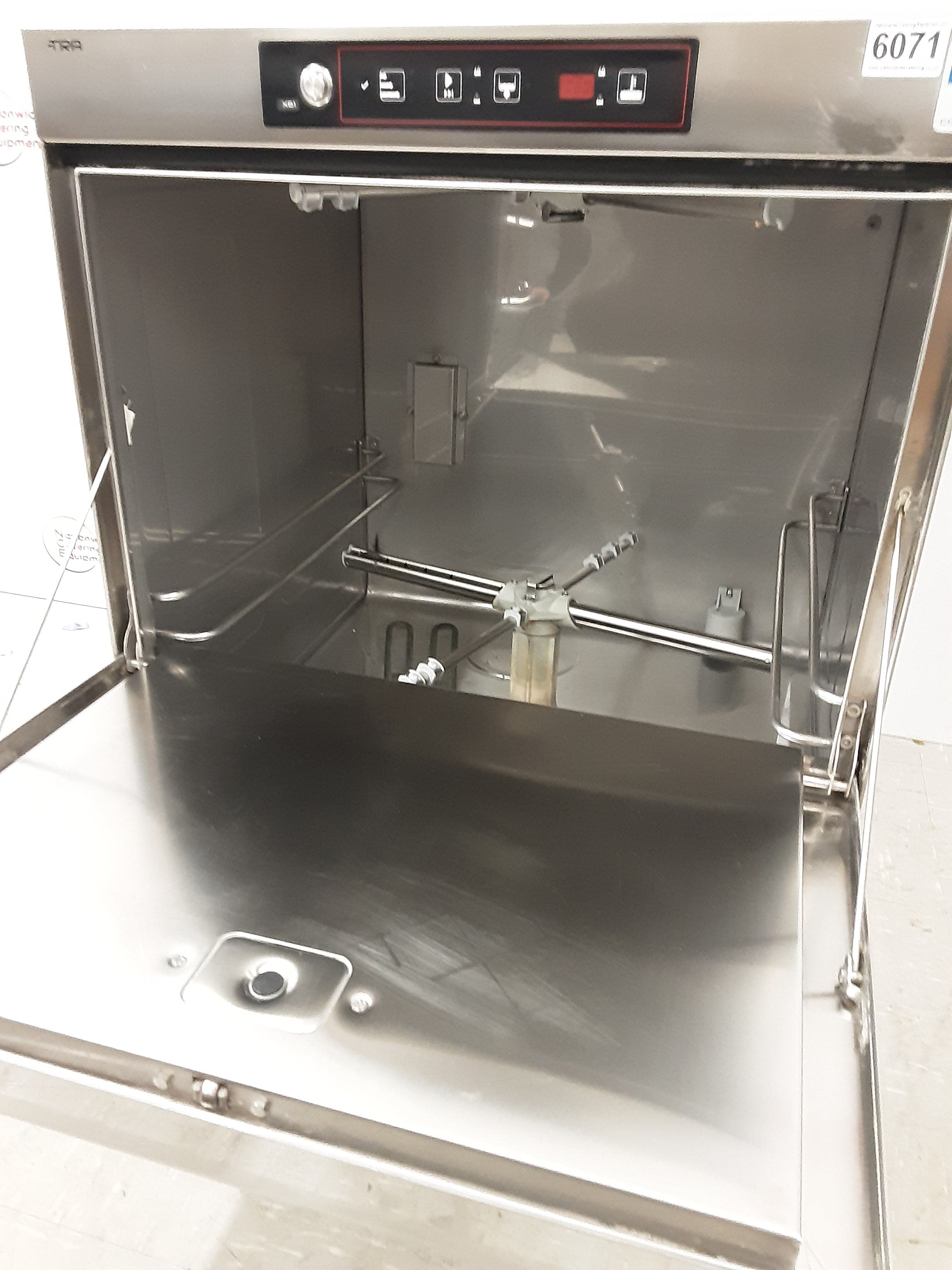 Sammic Undercounter Dishwasher, 1ph/32amp, Model- X61 (NCE6071) — image 8