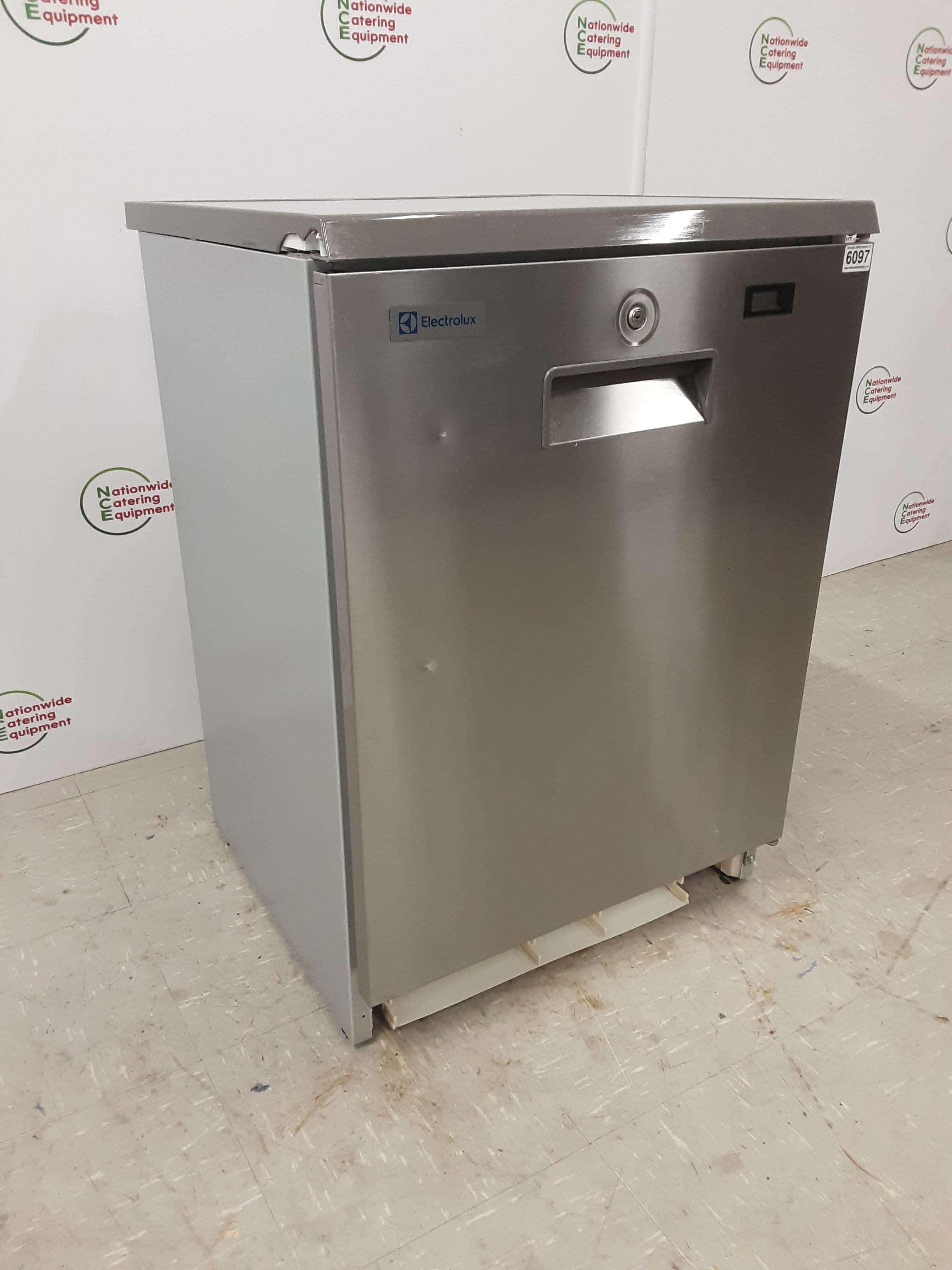 Electrolux Undercounter Fridge, Clearance Item, Model-RUCR16  (NCE6097) — image 3