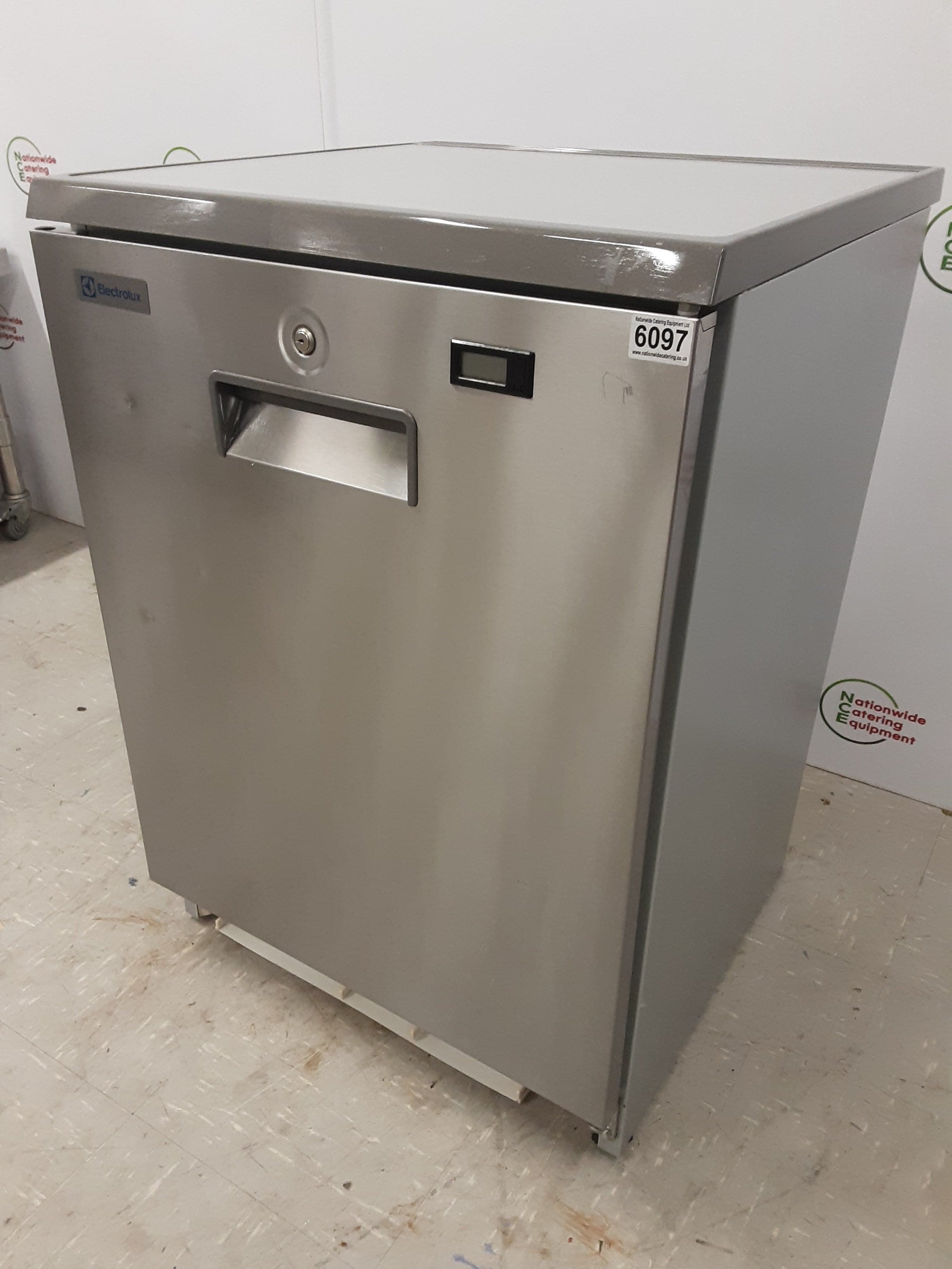 Electrolux Undercounter Fridge, Clearance Item, Model-RUCR16  (NCE6097) — image 4
