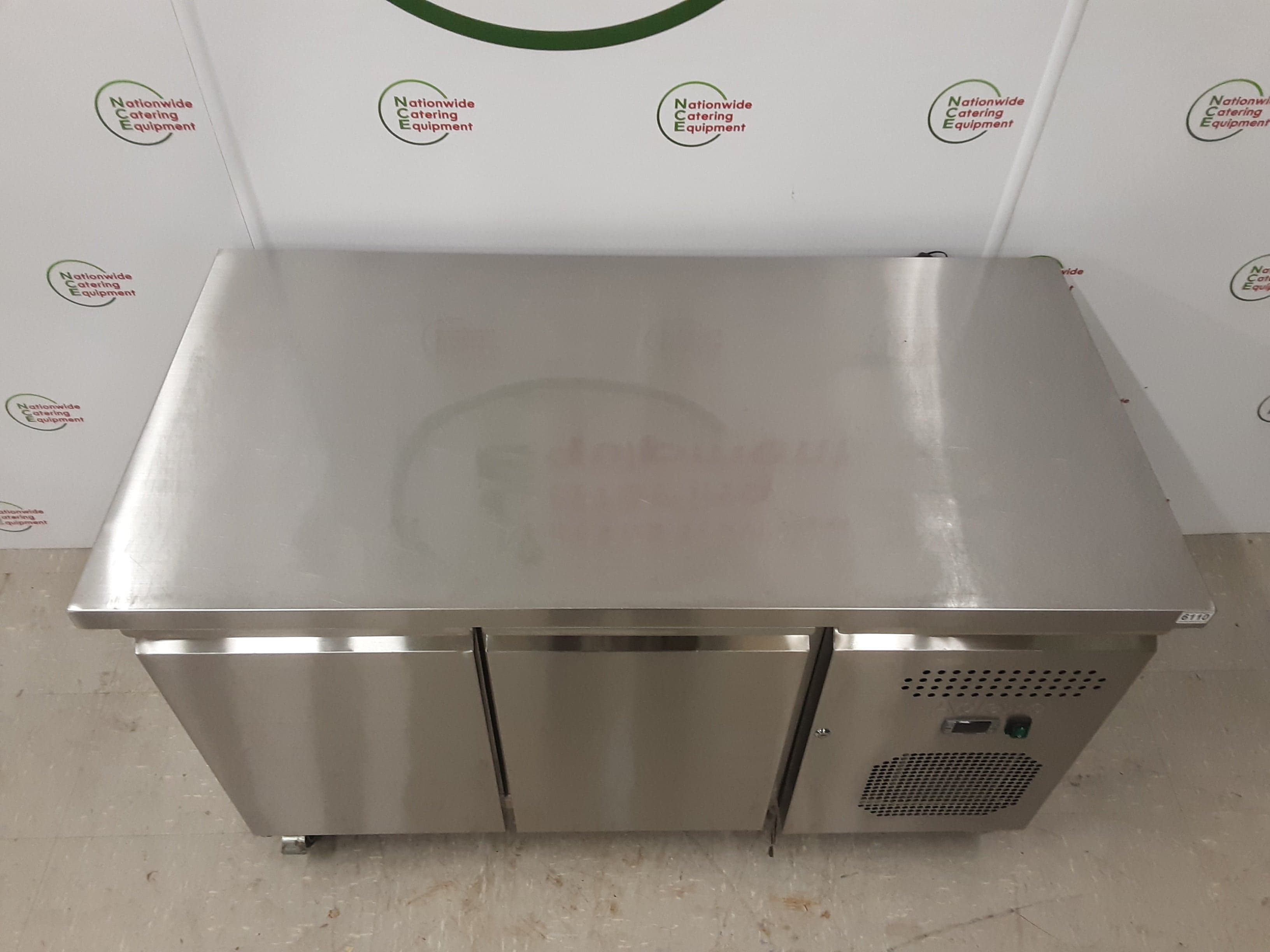 Adexa Two Door Flat Counter Freezer, 136cm, Model-FG21V  (NCE6110) — image 4