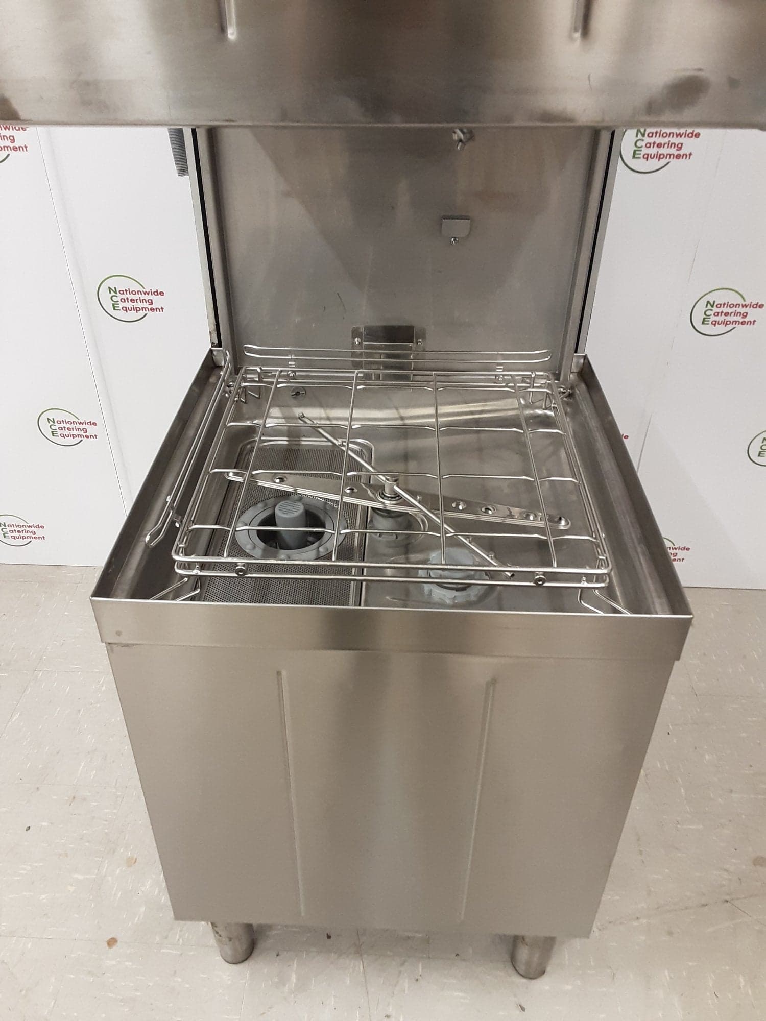 Smeg Passthrough Dishwasher, 1ph/32amp, Model- HTY511DSUK (NCE6356) — image 6