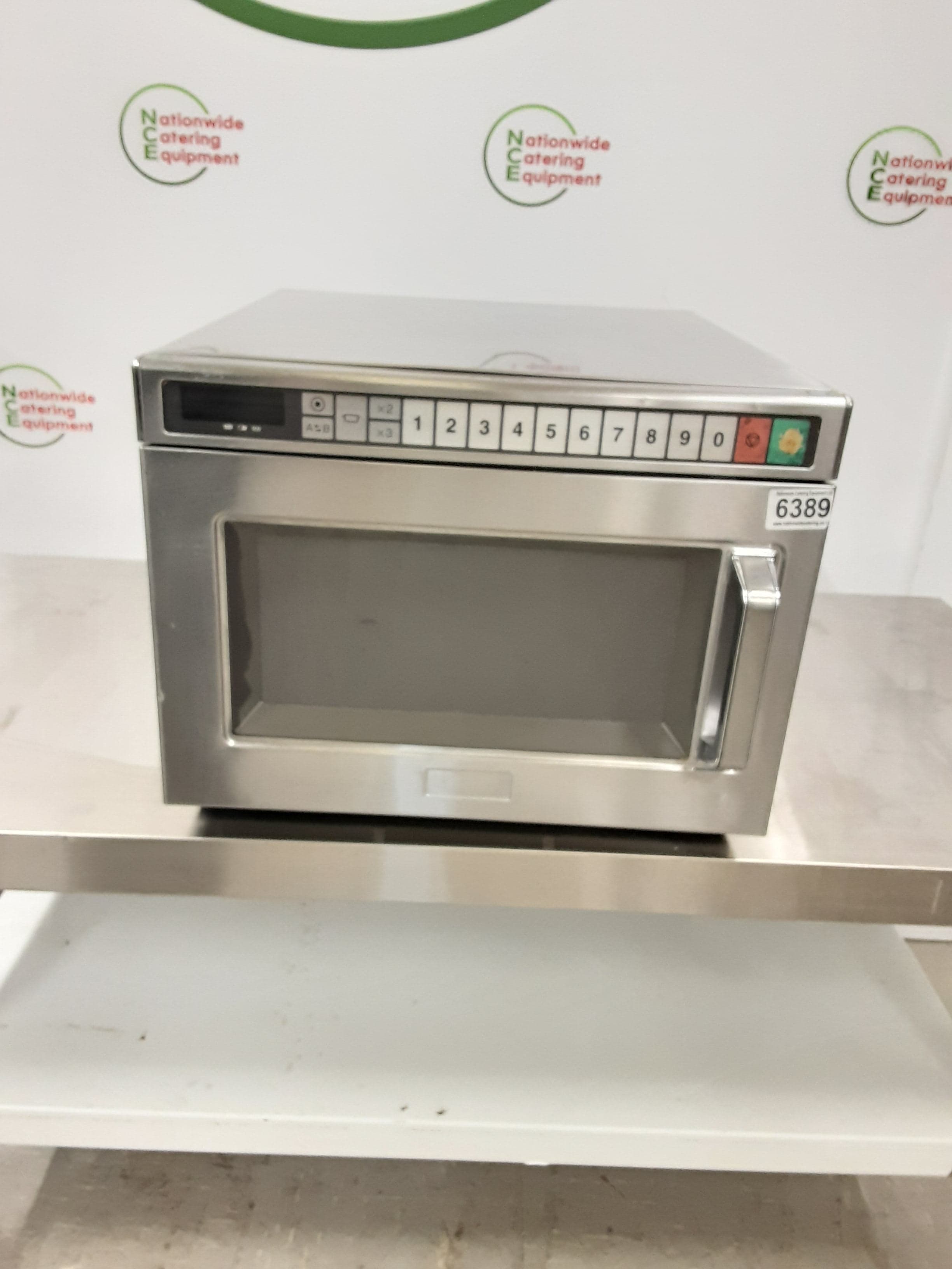 Panasonic 1800w Microwave — image 1