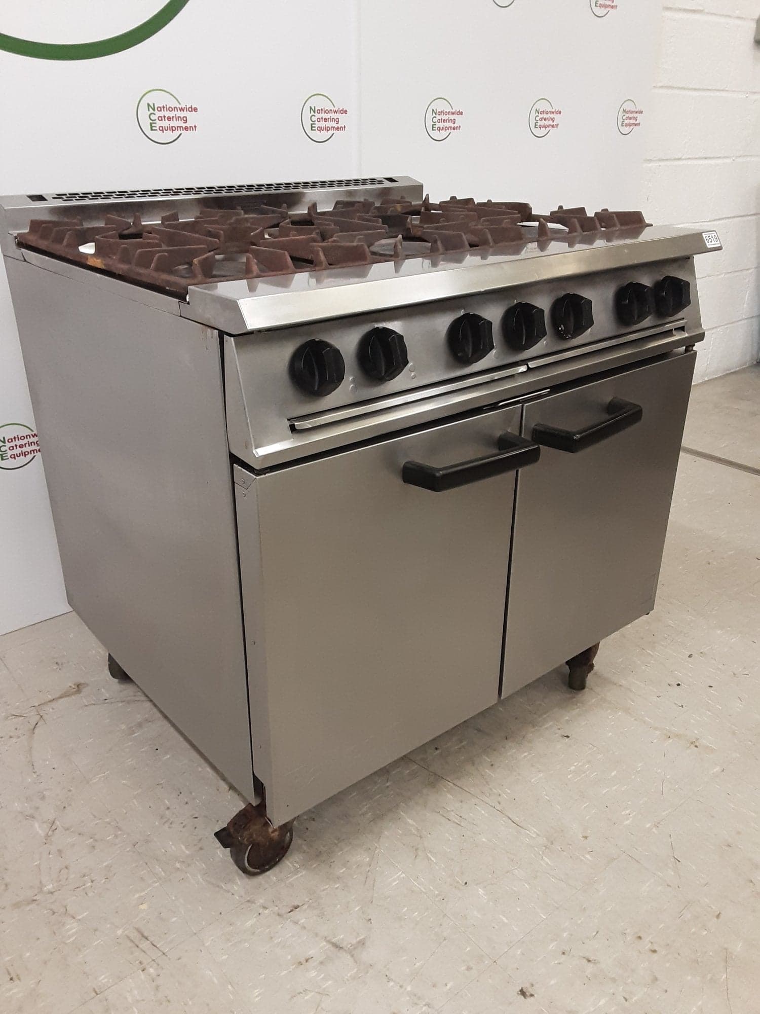 Falcon Dominator Six Burner Stove & Oven. Model- G2101 — image 4