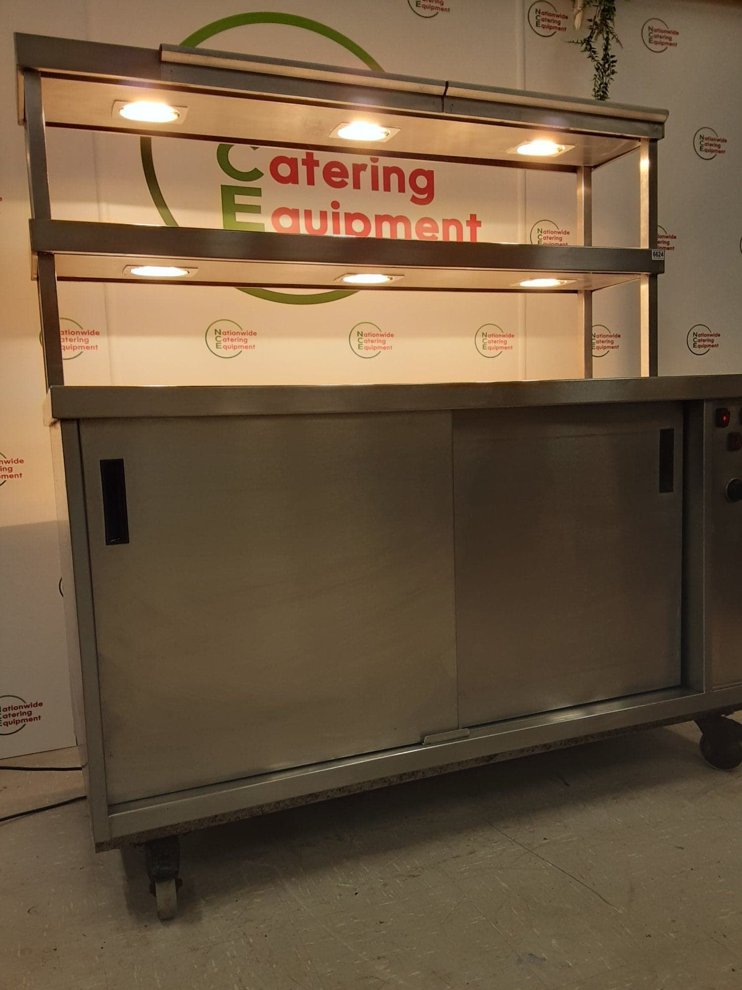 Mobile Hotcupboard With Two Tier Heated Gantry Above, 13amp — image 7