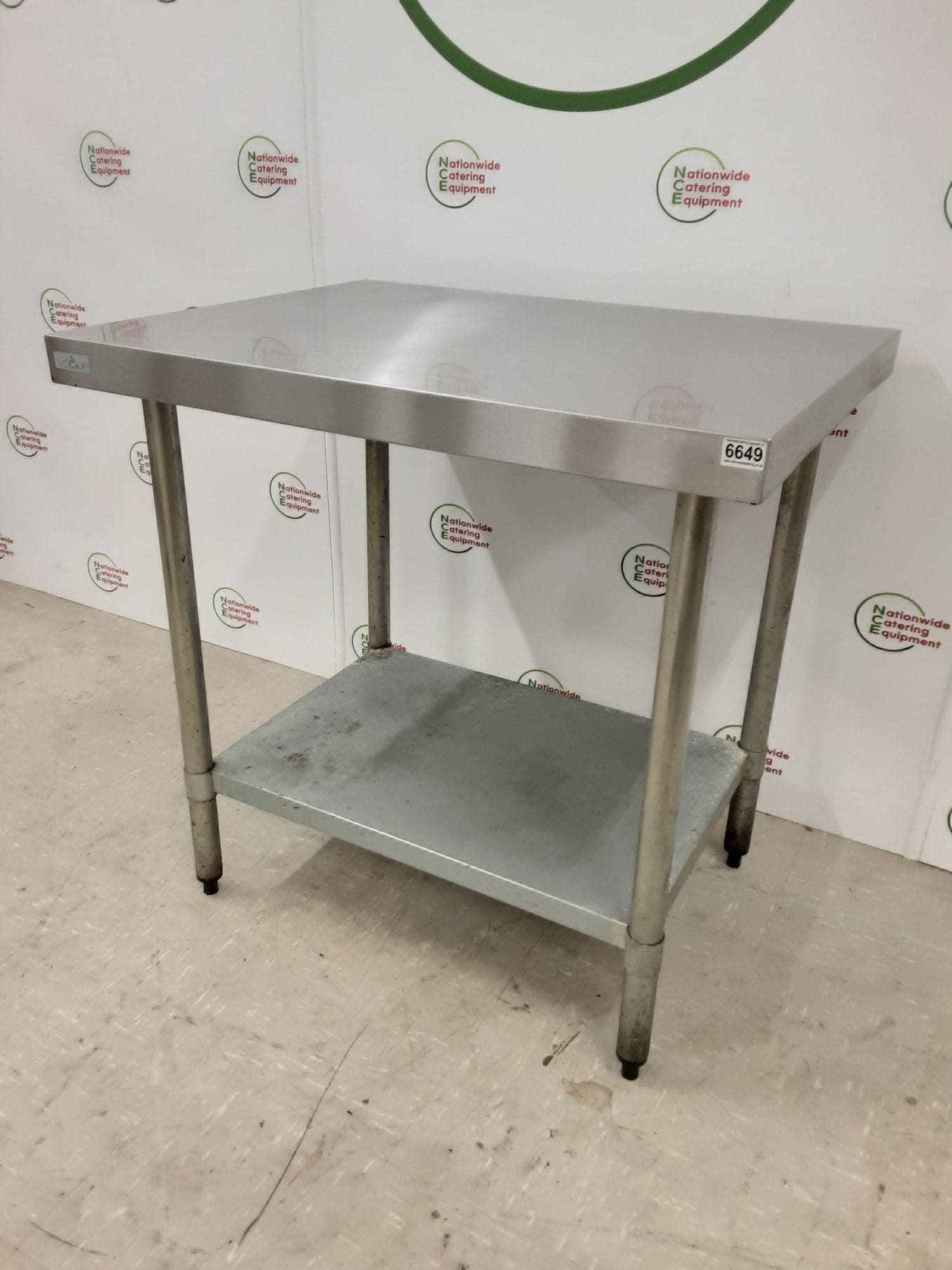 Vogue Stainless Steel Table 90x70cm — image 2