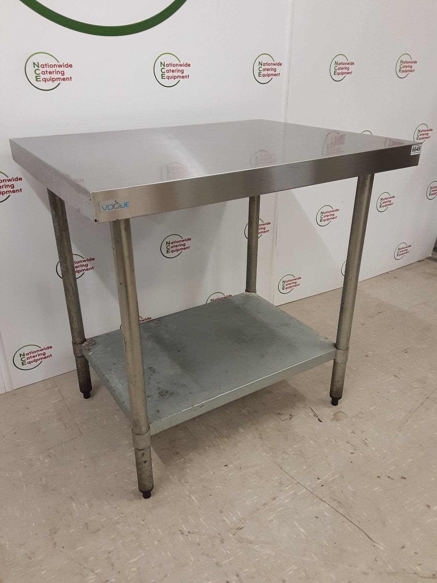 Vogue Stainless Steel Table 90x70cm — image 3