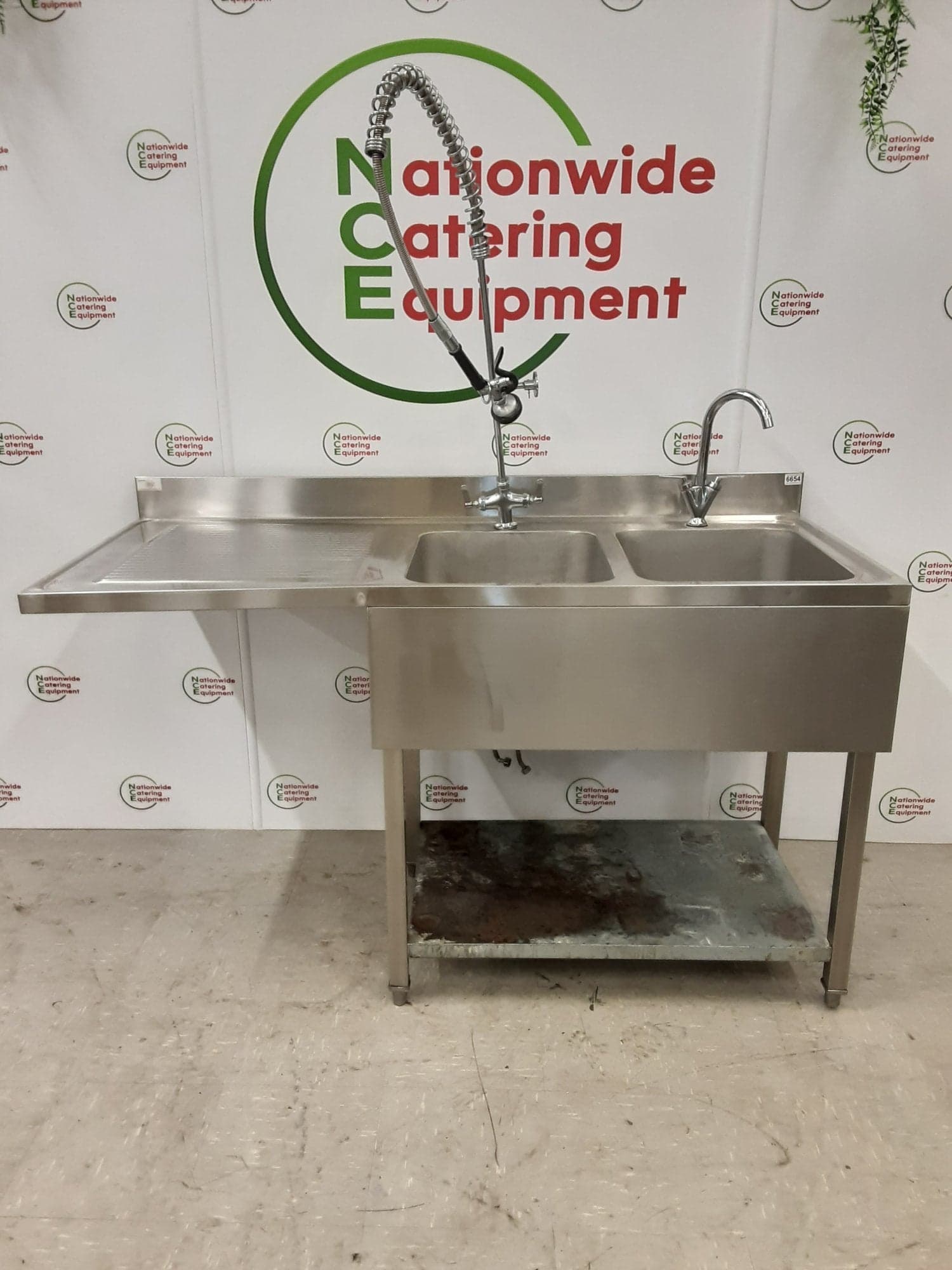 Stainless Steel Double Dishwasher Sink With Pre-Wash Spray 160x70cm