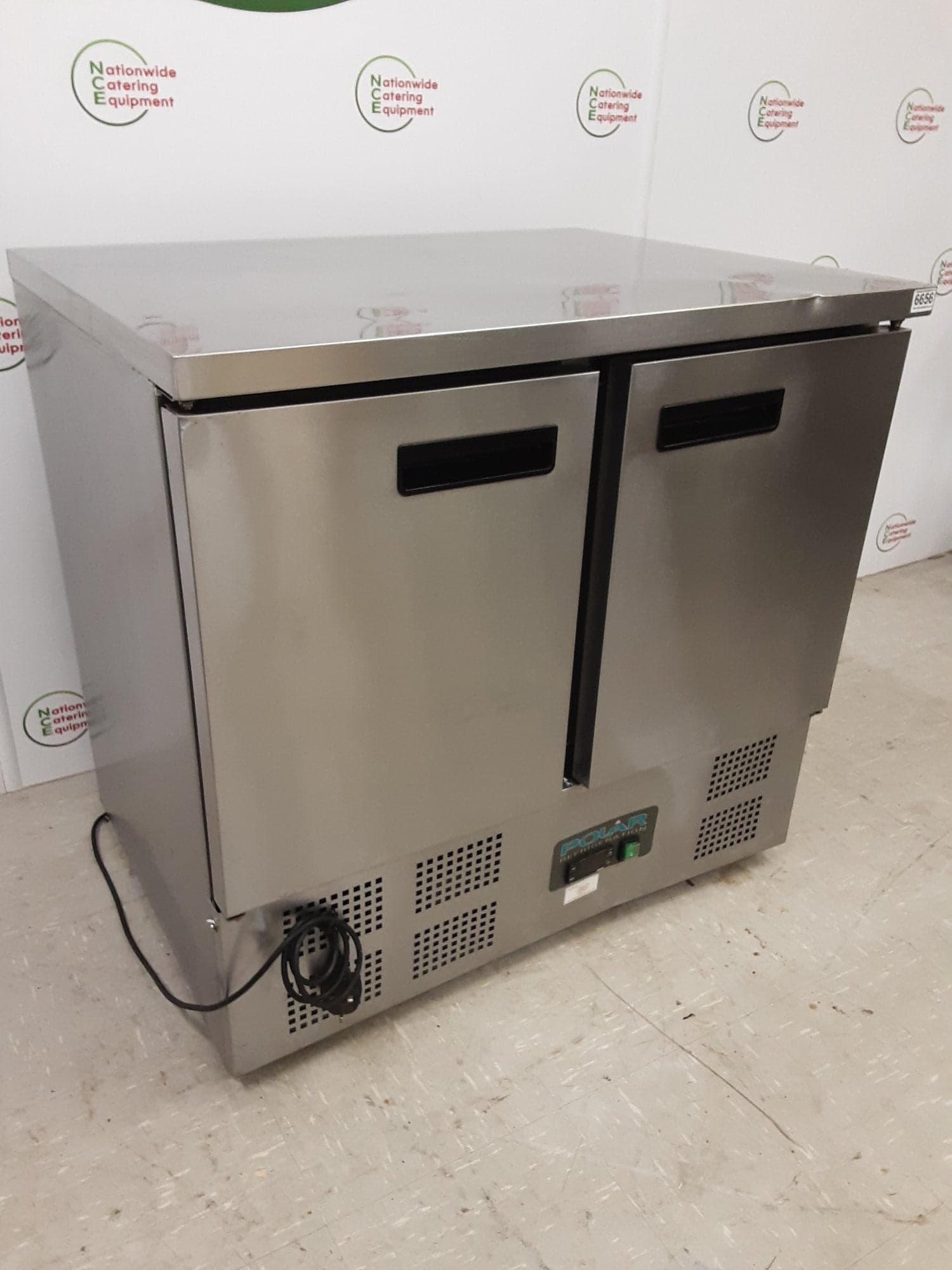 Polar Two Door Flat Counter Fridge, 90cm, Model- U636 — image 3