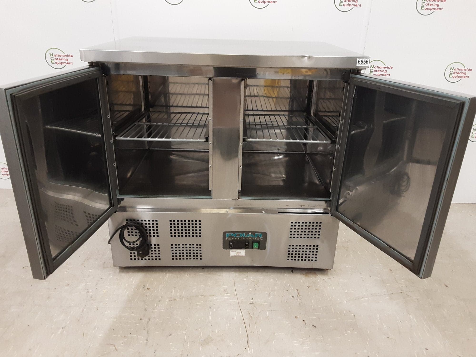 Polar Two Door Flat Counter Fridge, 90cm, Model- U636 — image 4