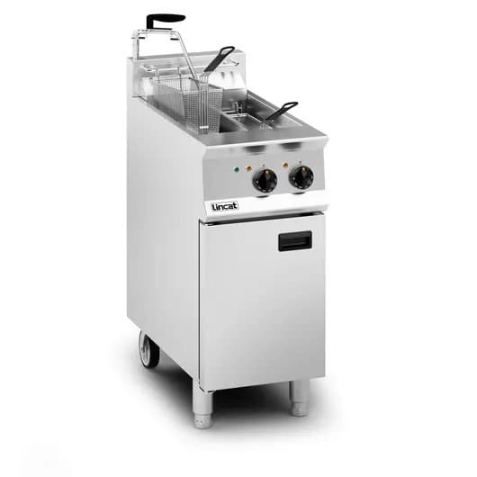Lincat Opus 800 Pumped Filtration Twin Tank 40cm Width Three Phase Electric Fryer, Model- OE8105/OP — image 2