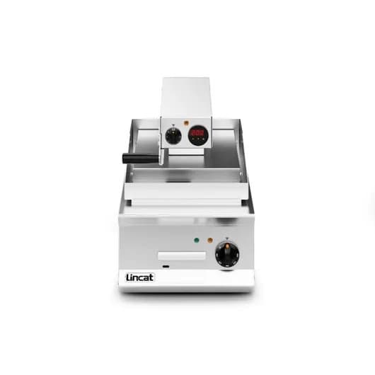 Lincat Opus 800 Single 40cm Electric Clam Griddle With Ribbed Upper Plate, Model- OE8211/R — image 3