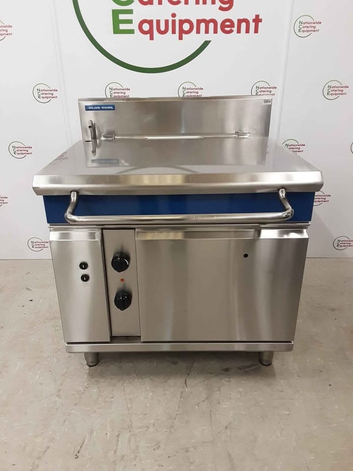 Blueseal Natural Gas Bratt Pan With Electric Tilt, Model- G580-8E (NCE5864) — image 1