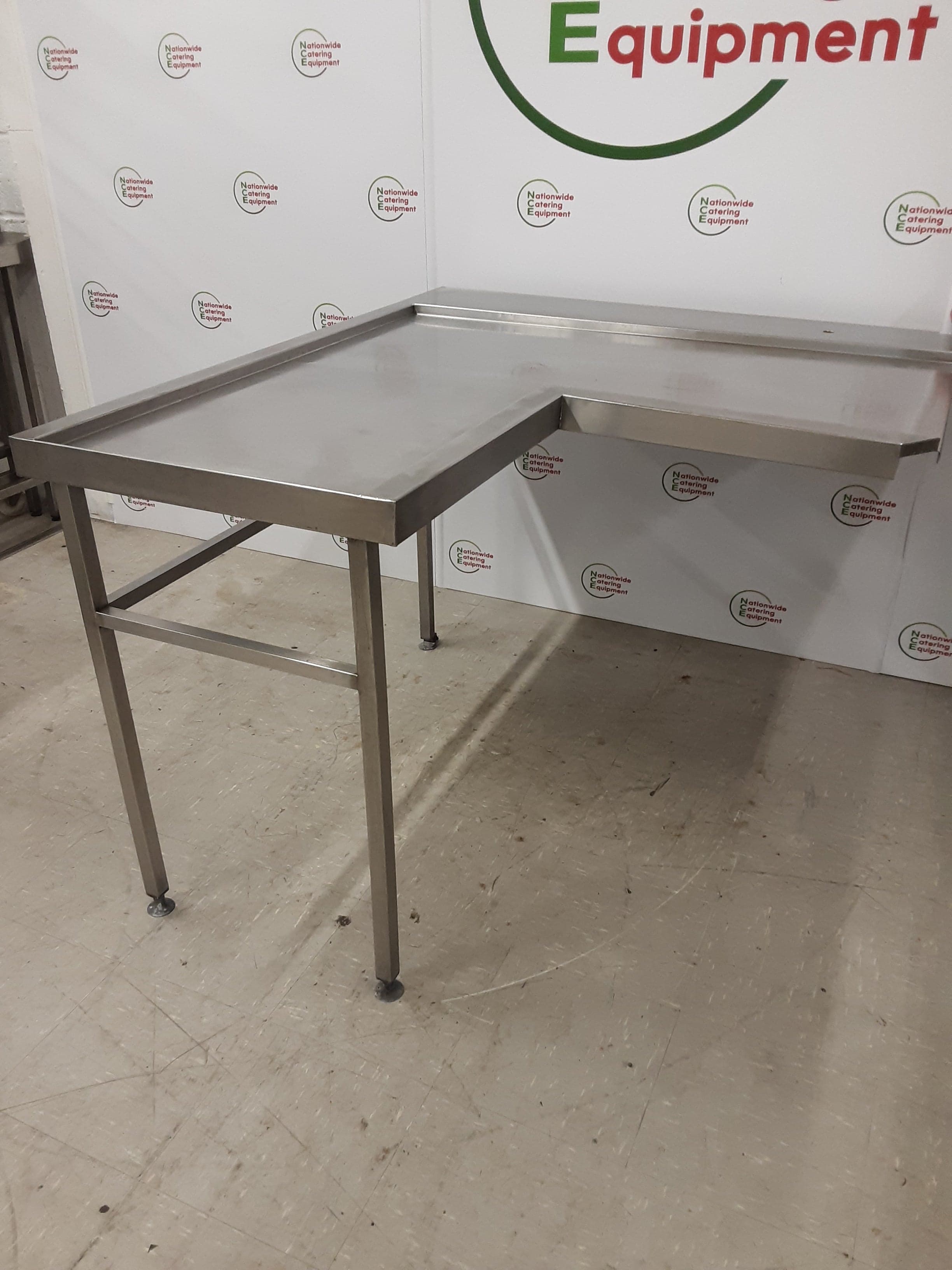 Stainless Steel L-Shaped Corner Dishwasher Exit Table (NCE6186) — image 1