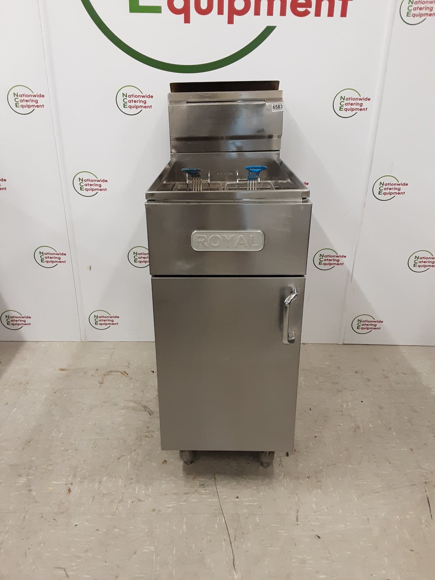 Royal Single Tank Natural Gas Free-Standing Fryer — image 1