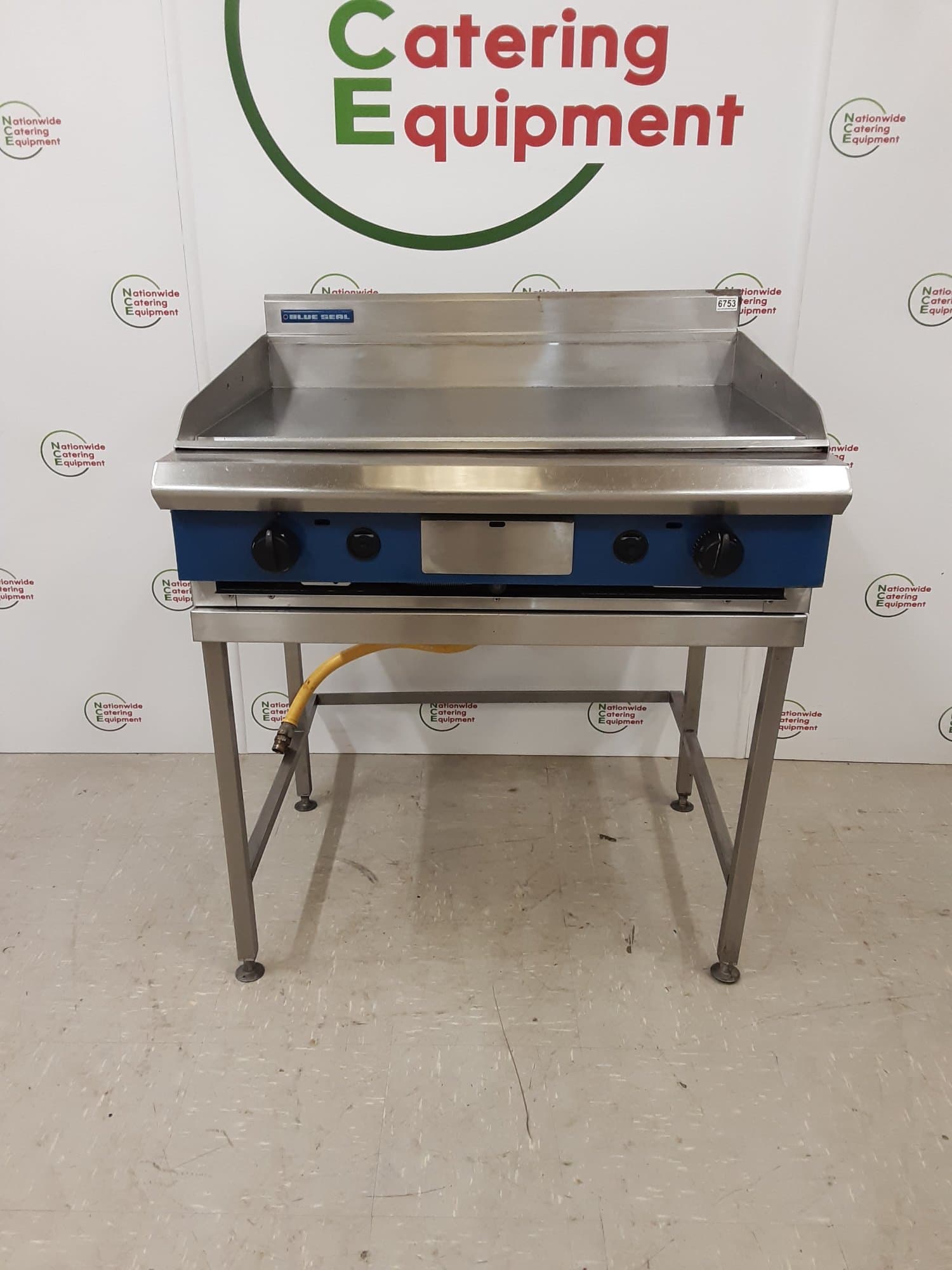 Blueseal 90cm Two Burner Chrome Natural Gas Griddle On Stand, Model-GP516B — image 1