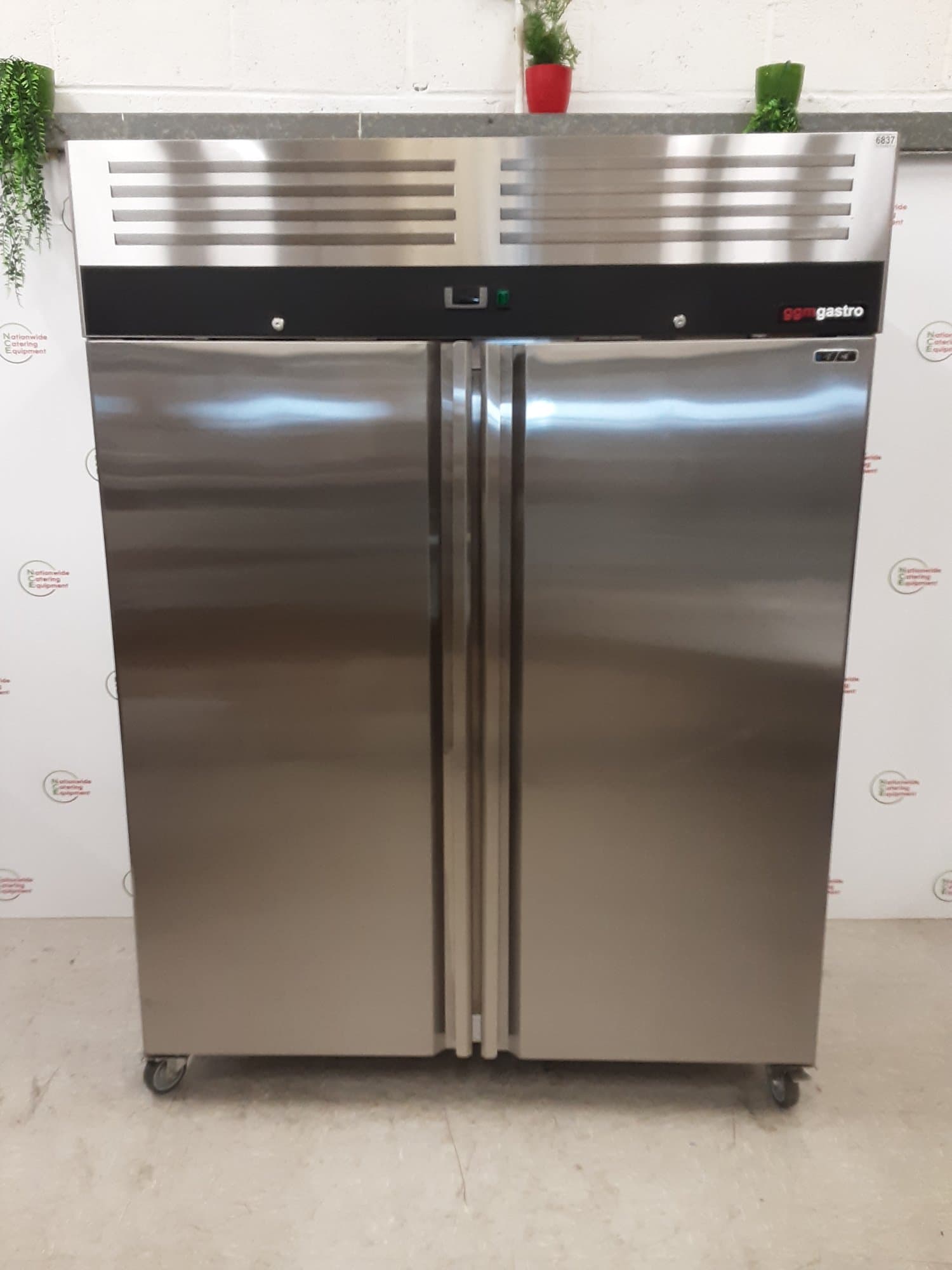 New/B-Grade GGM Gastro Double Upright Fridge, Model- KS1200ND-UK — image 1
