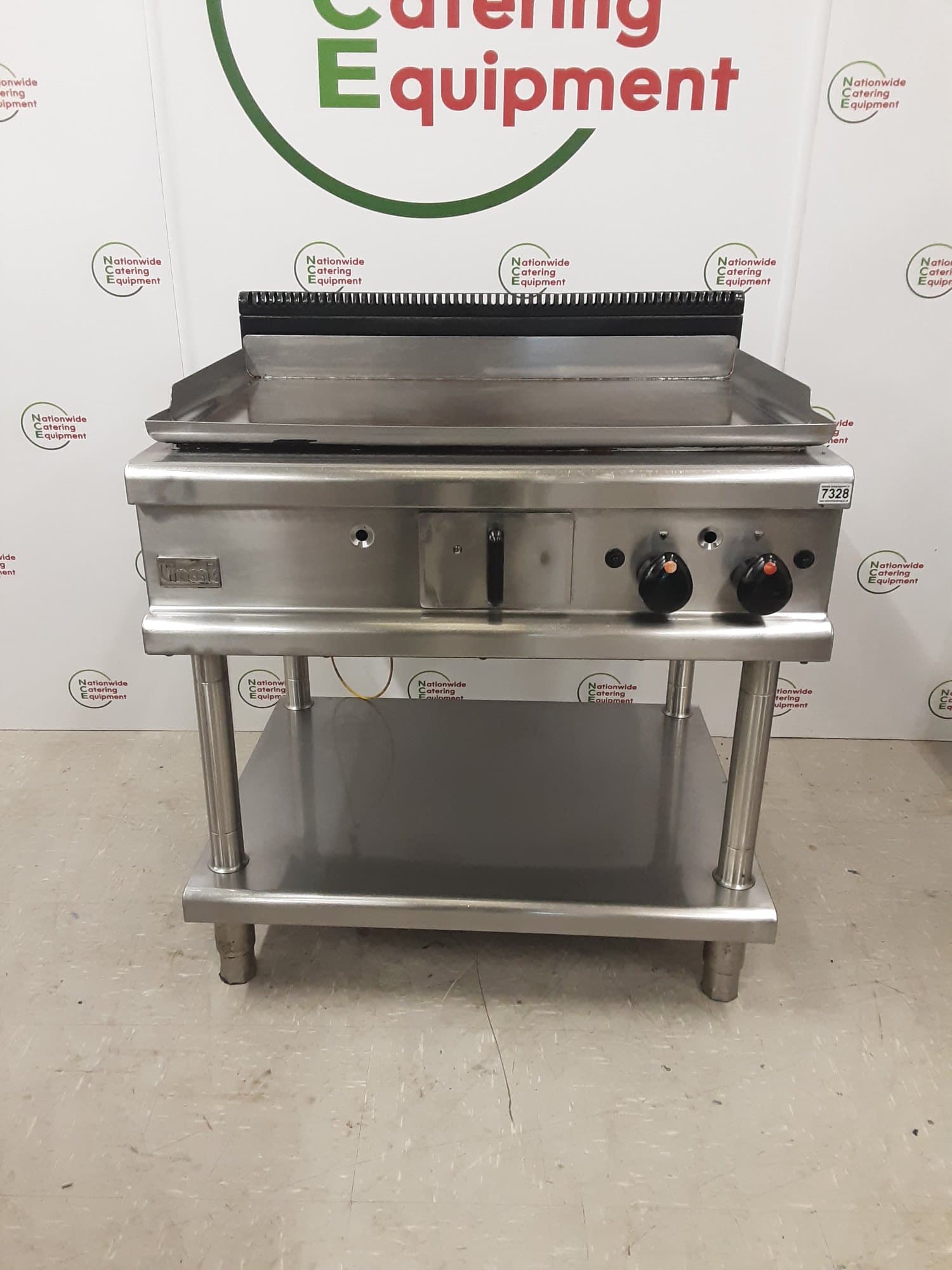 Lincat 90cm, Two Burner Natural Gas Griddle On Stand, Model- OG7202/N — image 1