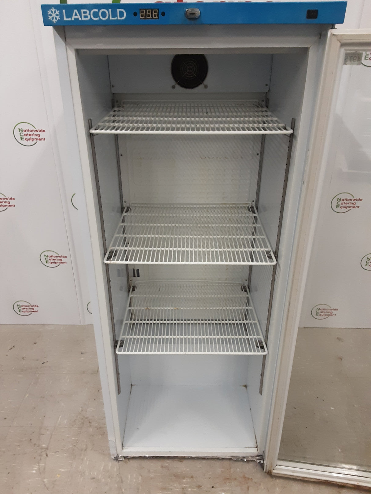 Labcold Medical Upright Display Fridge Model-RLDG1019 (NCE4975)