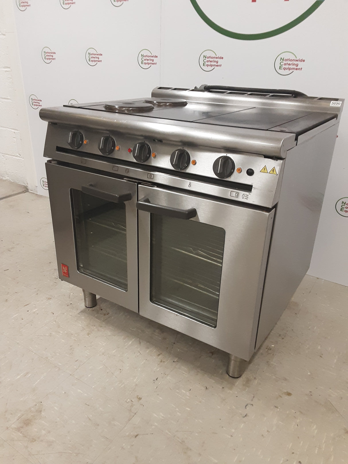 Falcon Electric Solid Top/Two Burner Stove & Convection Oven, 3 phase, Model- E3101OTC (NCE5090)