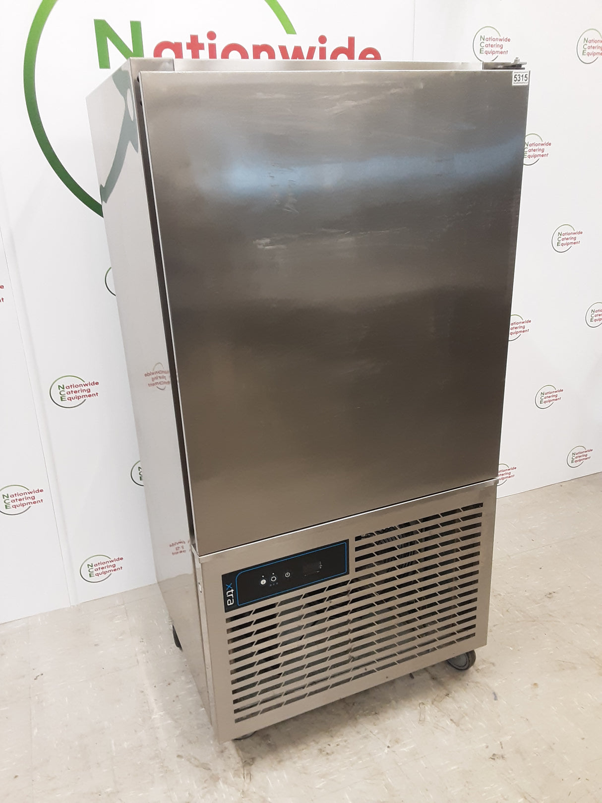 Foster Xtra Blast Chiller, 35kg/6x1/1GN Capacity, Model- XR35 (NCE5315)