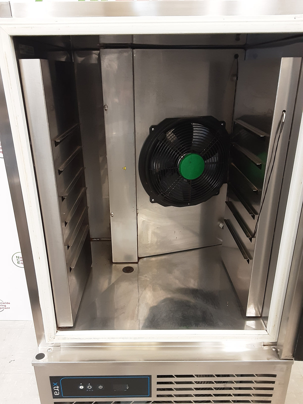 Foster Xtra Blast Chiller, 35kg/6x1/1GN Capacity, Model- XR35 (NCE5315)