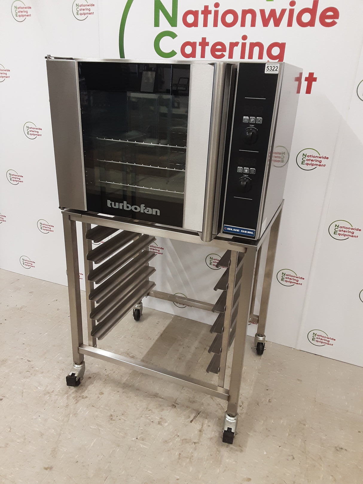 Blue Seal Turbofan Electric (13amp) Convection Oven On Stand, Model-E32D4 (NCE5322)