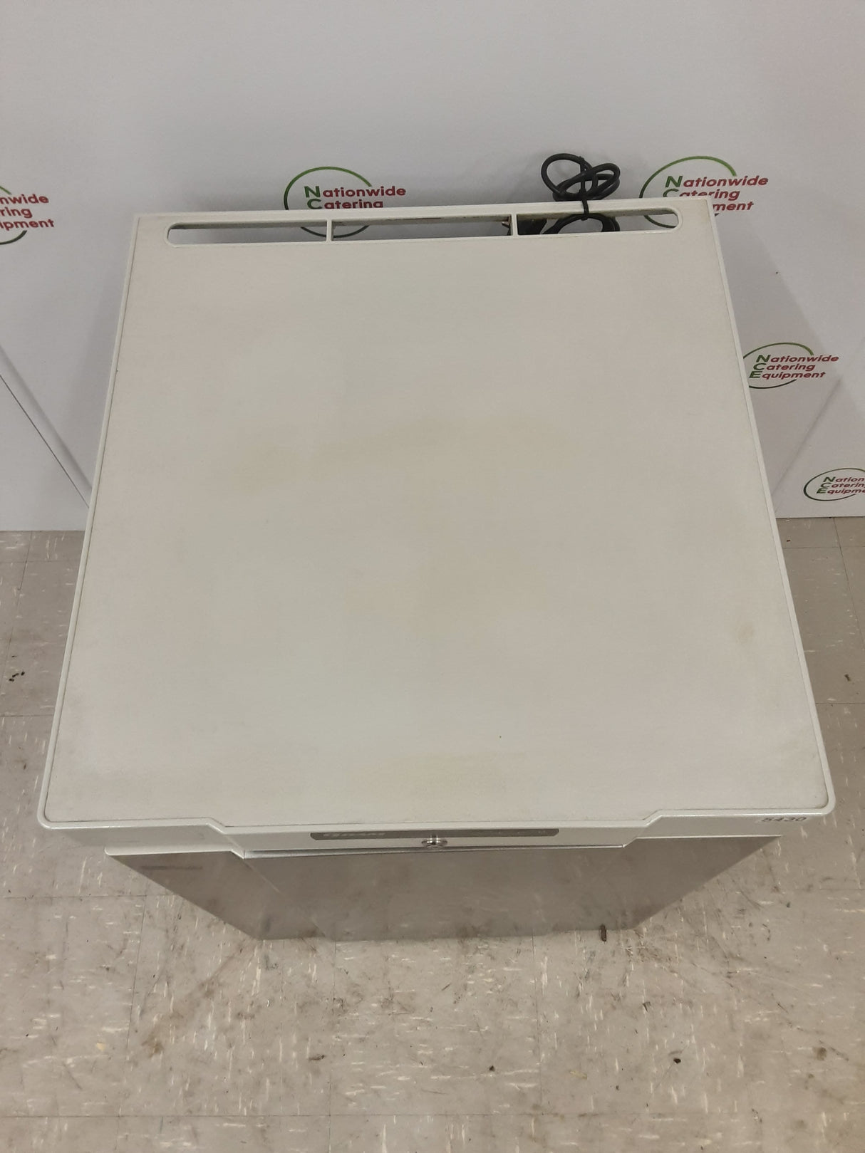 Gram Undercounter Fridge, 125L Capacity, Model-K210 (NCE5430)