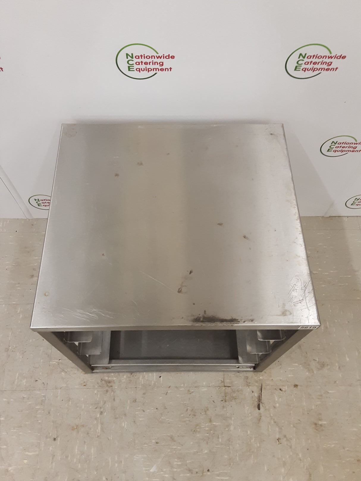 Stainless Steel Dishwasher Stand With 50cm Basket Racking (NCE5619)