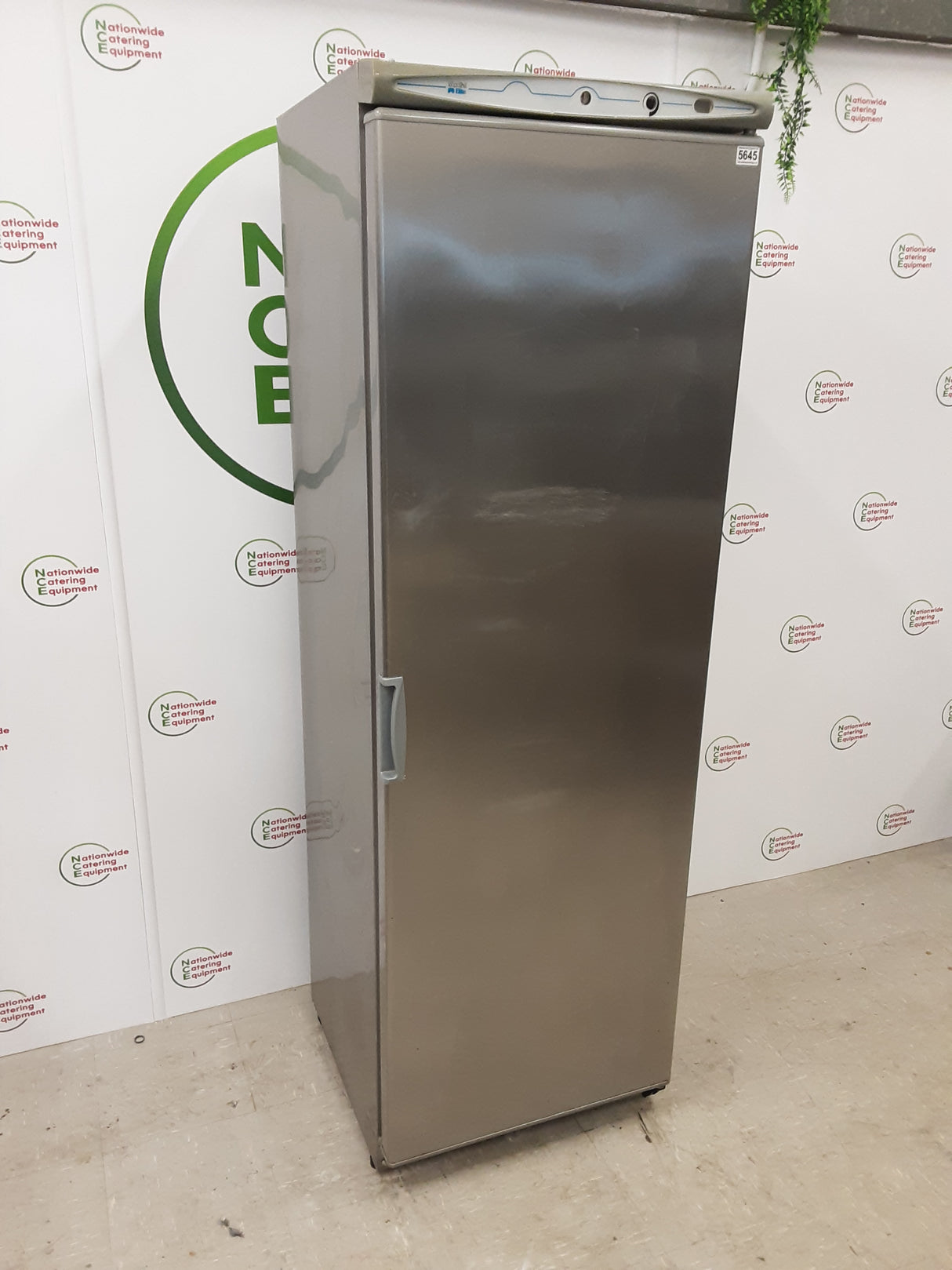 CLEARANCE-Mondial Elite Single Upright Freezer (NCE5645)