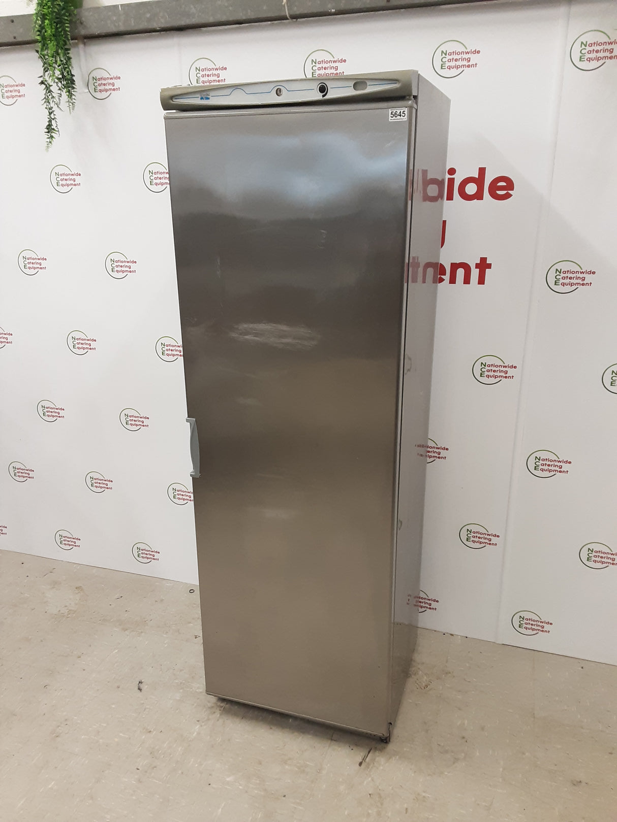 CLEARANCE-Mondial Elite Single Upright Freezer (NCE5645)