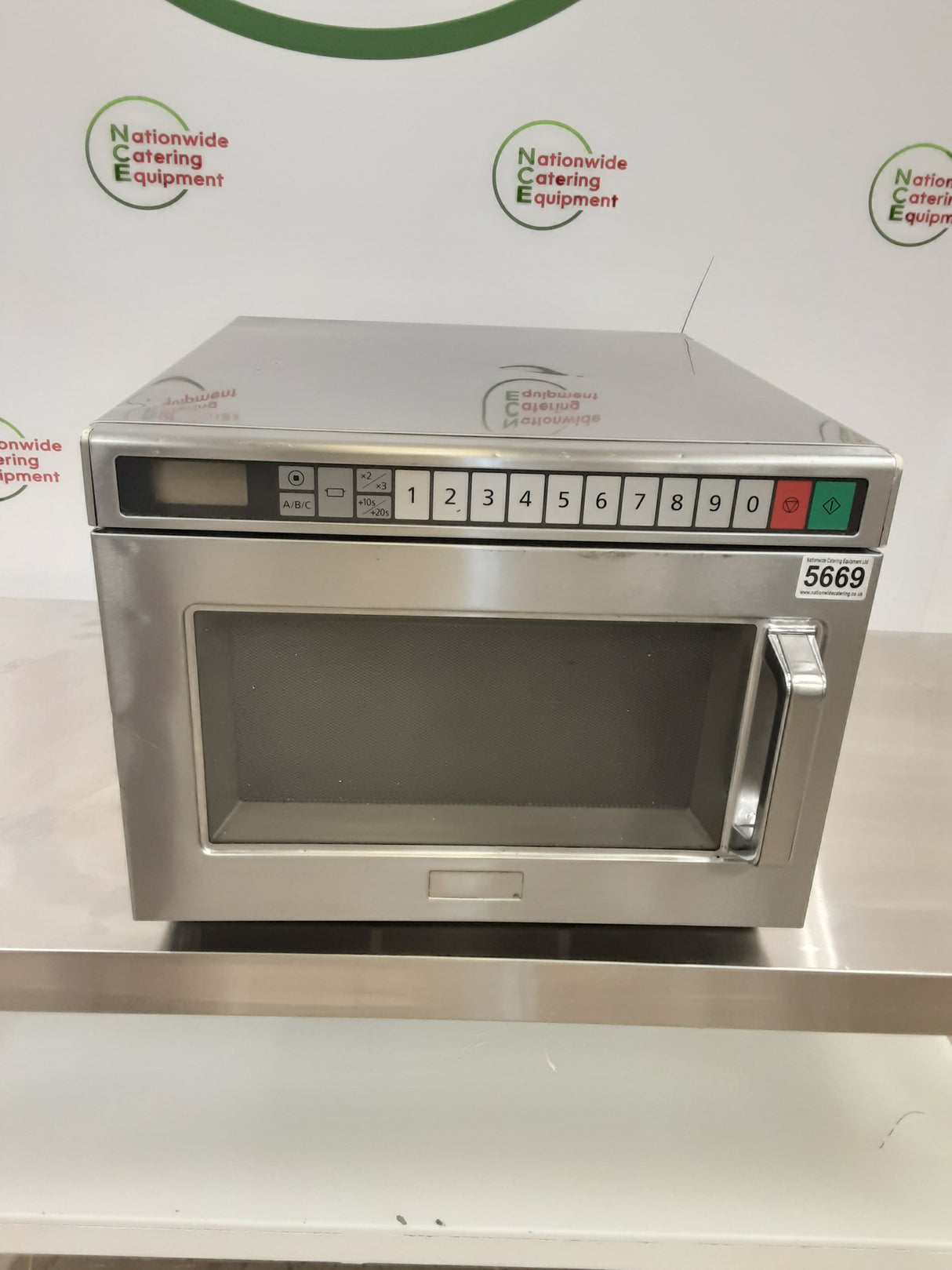 Panasonic 1800w Microwave (NCE5669)