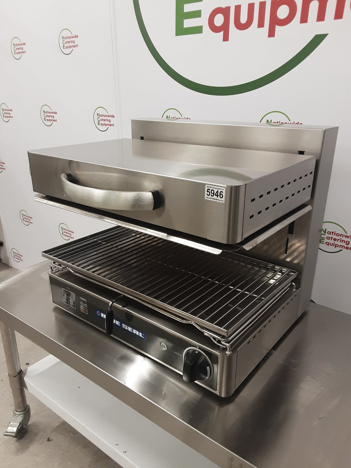 Blue Seal Rise & Fall Electric Salamander Grill, Model- QSE60 (NCE5946)
