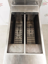 Lincat Opus Twin Tank Free-Standing Electric Fryer, Model- OE8105 (NCE5955)