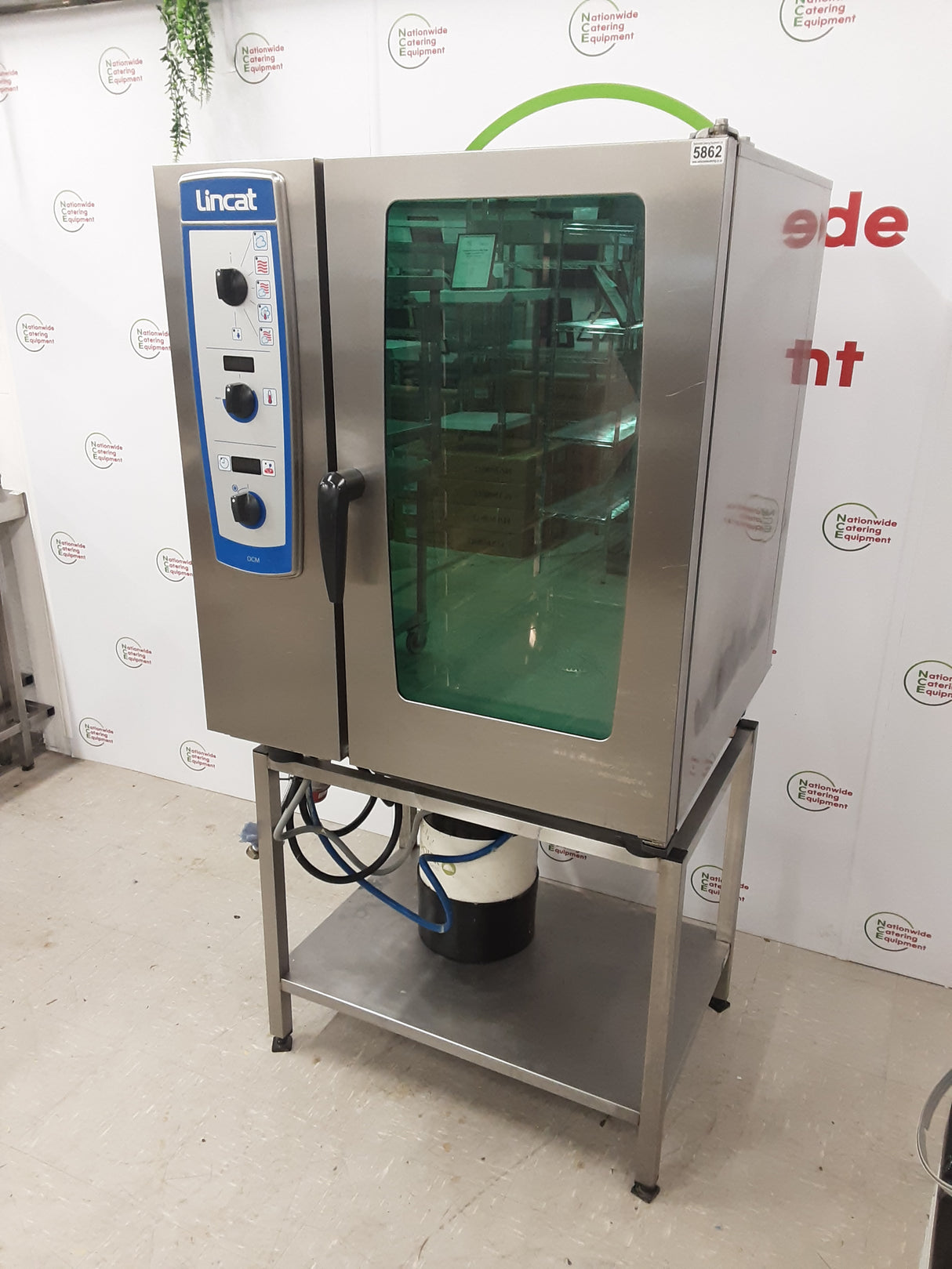 Lincat Badged Rational Electric Combimaster 10 Grid Combi Oven On Stand (NCE5862)